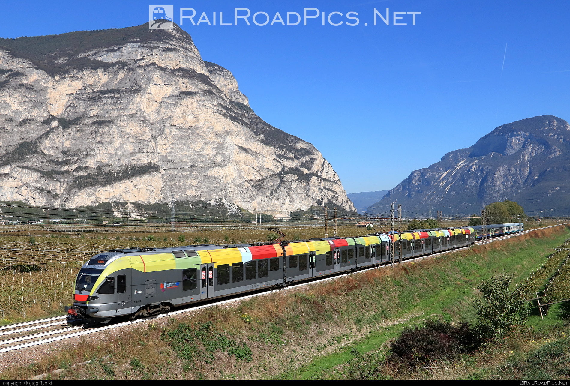 Stadler FLIRT - 170 301 operated by SAD S.p.A. #ferroviedellostato #fs #fsitaliane #sad #stadler #stadlerFlirt #stadlerrail #stadlerrailag #trenitalia #trenitaliaspa