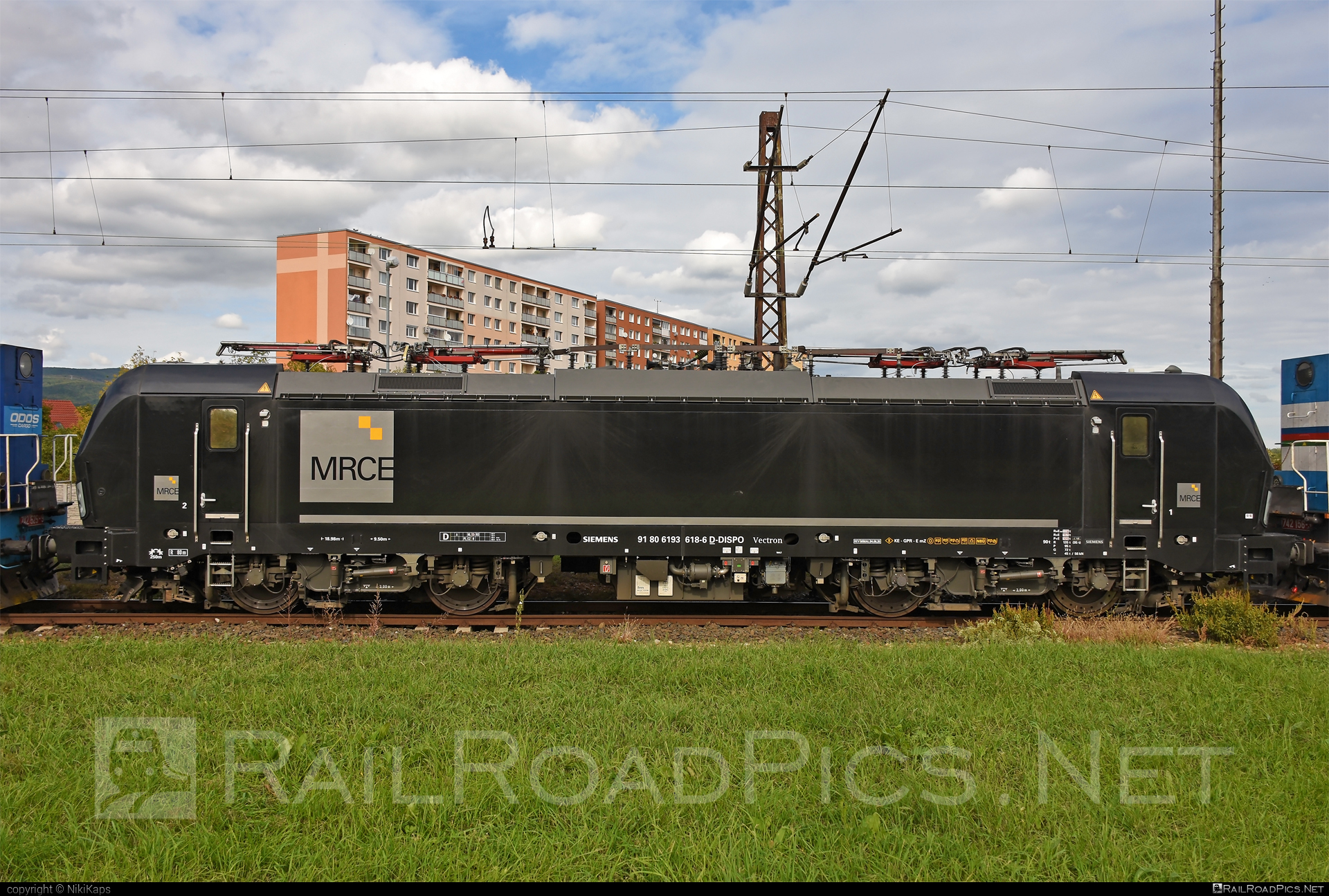 Siemens Vectron MS - 193 618 operated by Retrack Slovakia s. r. o. #dispolok #mitsuirailcapitaleurope #mitsuirailcapitaleuropegmbh #mrce #retrack #retrackslovakia #siemens #siemensVectron #siemensVectronMS #vectron #vectronMS
