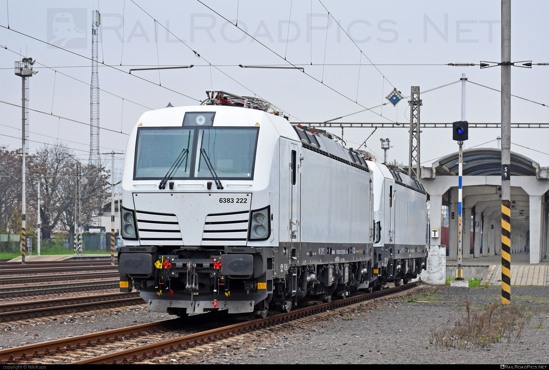 Siemens Vectron MS - 6383 222 operated by LOKORAIL, a.s. #RollingStockLease #RollingStockLeaseSro #budamar #lokorail #lrl #raill #siemens #siemensVectron #siemensVectronMS #vectron #vectronMS