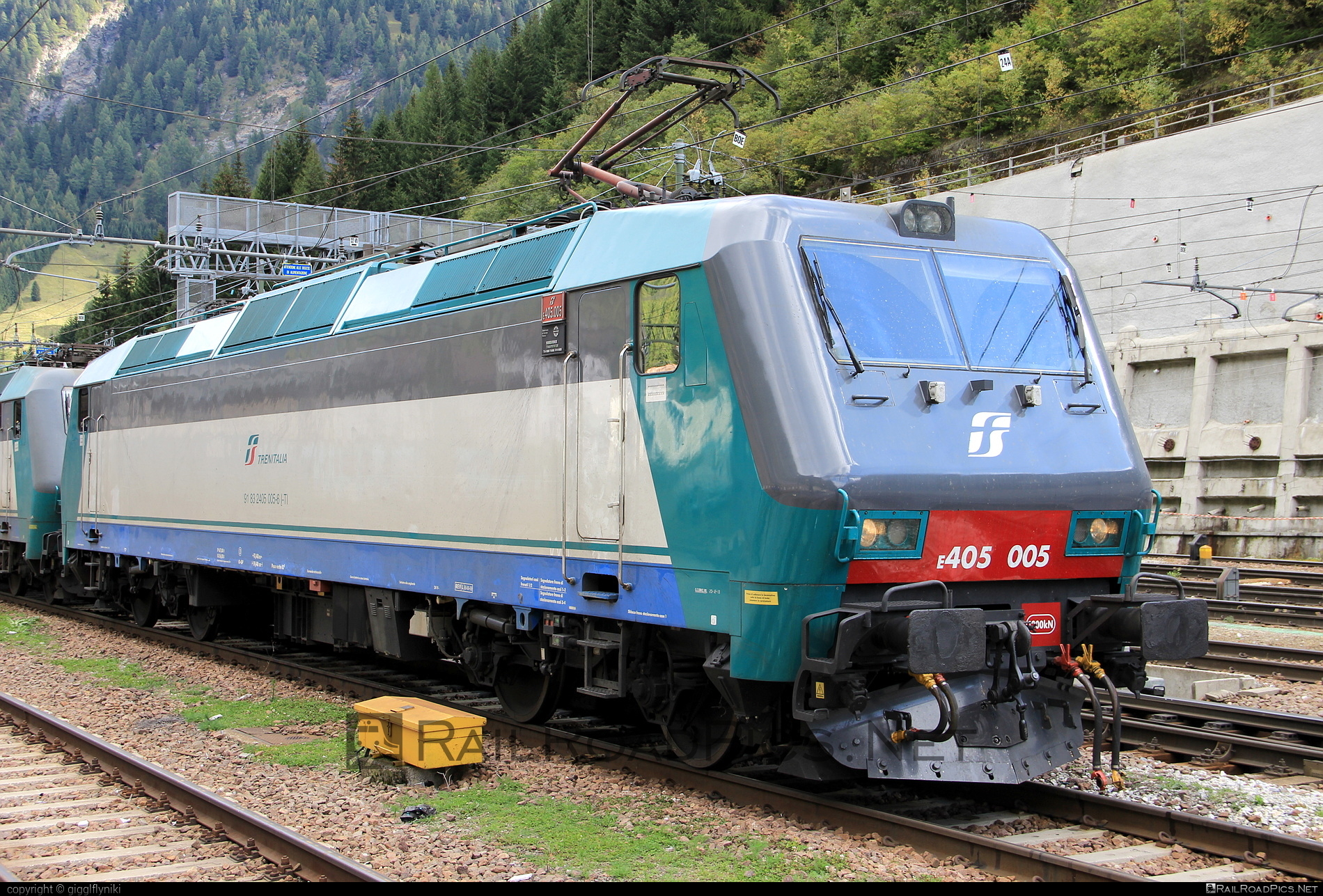 Bombardier Class E.405 - E405.005 operated by Mercitalia Rail S.r.l. #bombardier #bombardierE405 #ferroviedellostato #fs #fsClassE405 #fsitaliane #mercitalia #trenitalia #trenitaliaspa
