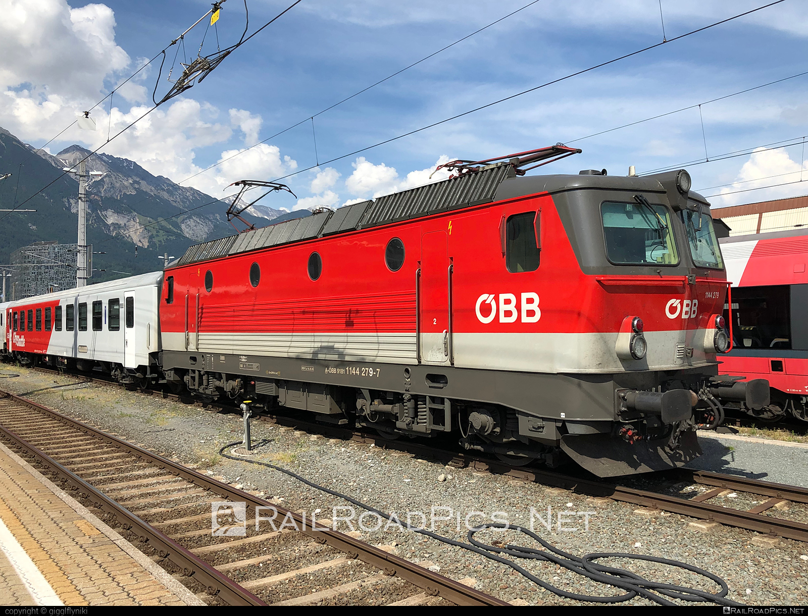 SGP ÖBB Class 1144 1144 279 operated by Österreichische Bundesbahnen