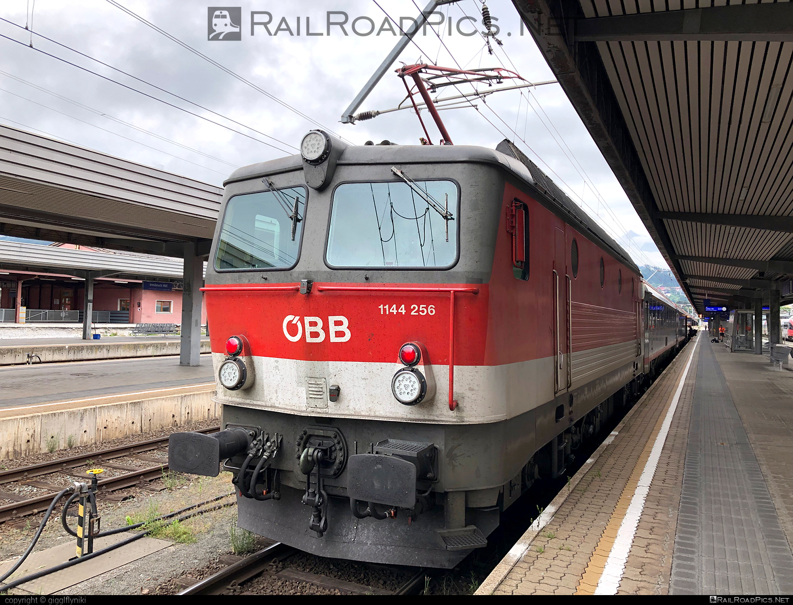 SGP 1144 - 1144 256 operated by Österreichische Bundesbahnen #obb #obb1144 #obbClass1144 #osterreichischebundesbahnen #sgp #sgp1144 #simmeringgrazpauker
