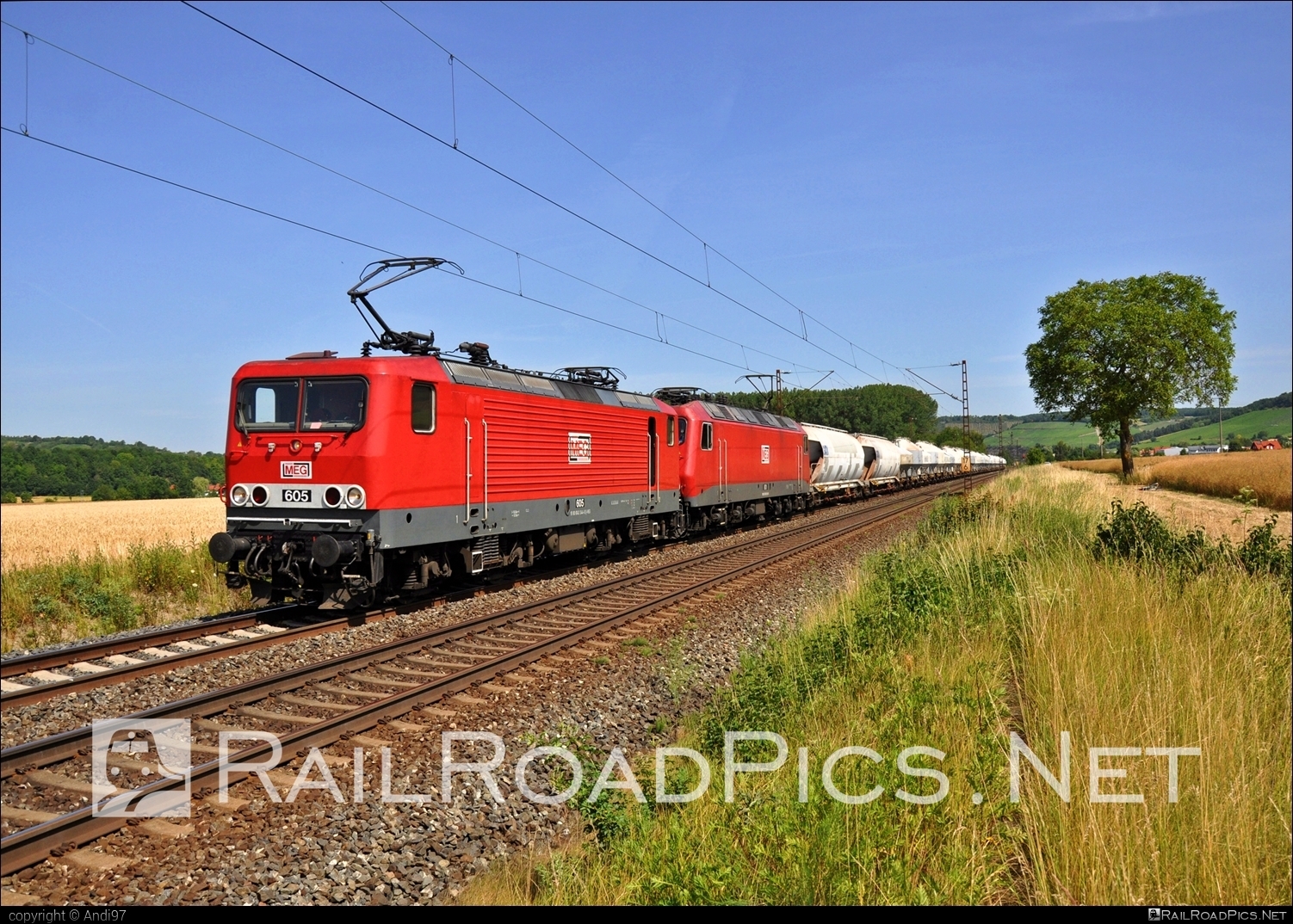 LEW Hennigsdorf DR Class 243 - 143 344-0 operated by Mitteldeutsche Eisenbahn Gesellschaft #cementwagon #dbClass143 #drClass243 #hansbeimler #hopperwagon #lewhennigsdorf #locomotive143 #meg
