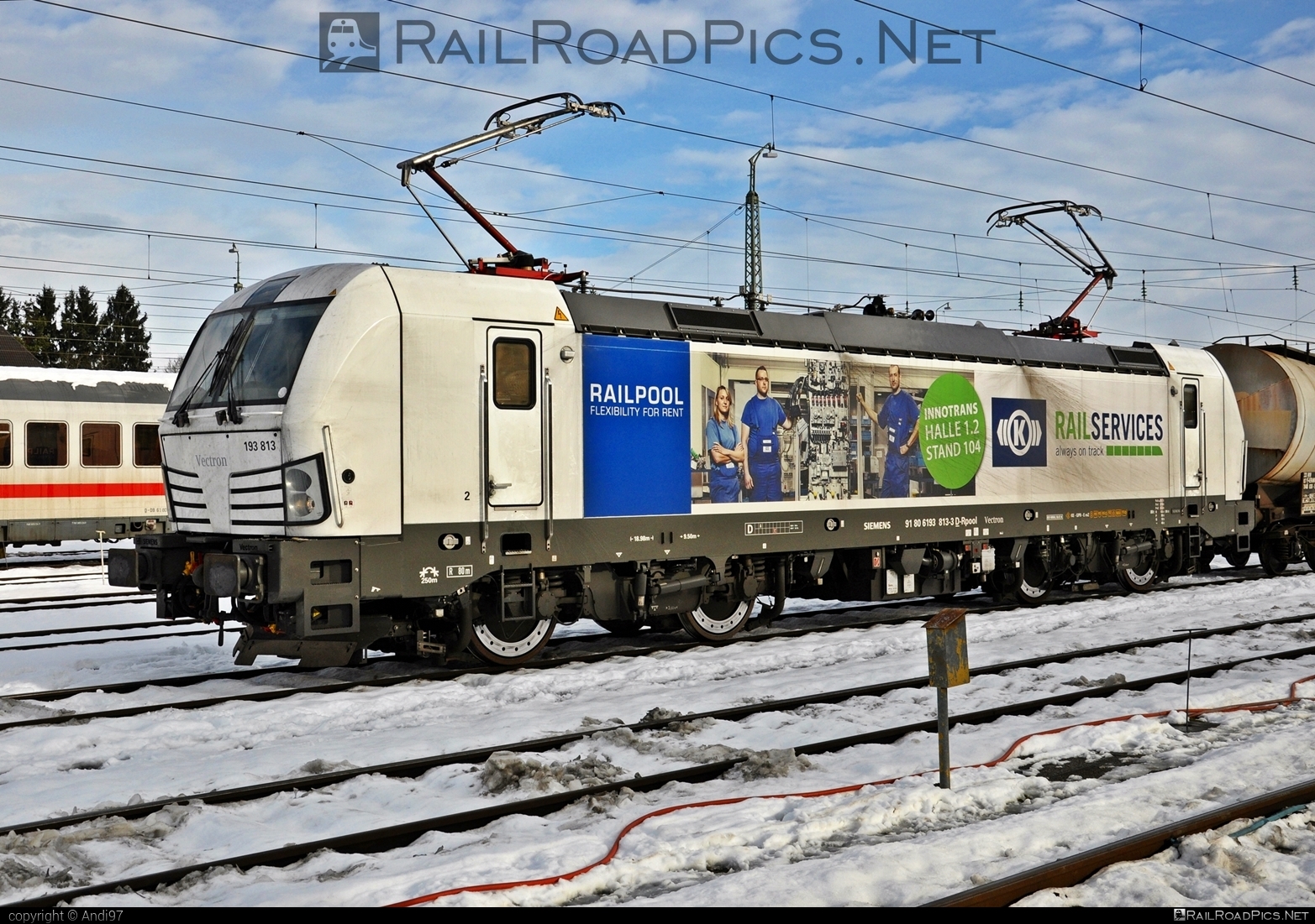 Siemens Vectron AC - 193 813 operated by Salzburger Eisenbahn Transportlogistik GmbH #SalzburgerEisenbahnTransportlogistik #SalzburgerEisenbahnTransportlogistikGmbH #railpool #railpoolgmbh #setg #siemens #siemensVectron #siemensVectronAC #vectron #vectronAC