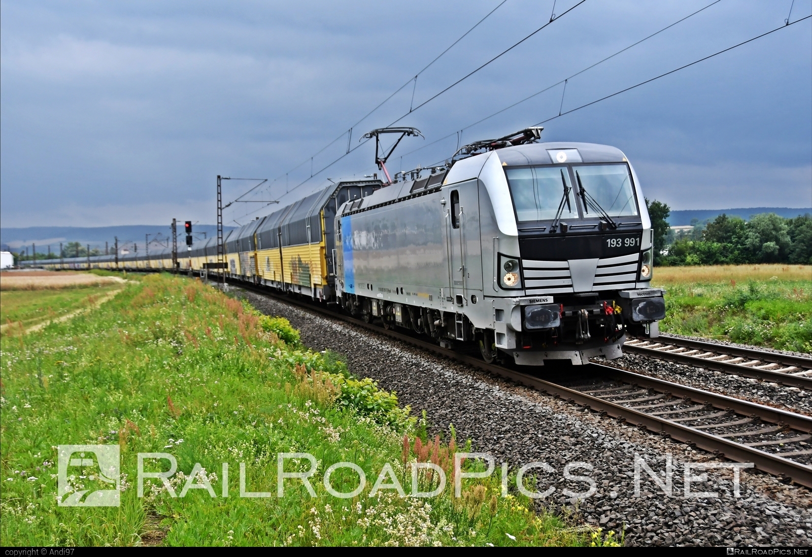 Siemens Vectron AC - 193 991 operated by TXLogistik #railpool #railpoolgmbh #siemens #siemensVectron #siemensVectronAC #txlogistik #vectron #vectronAC