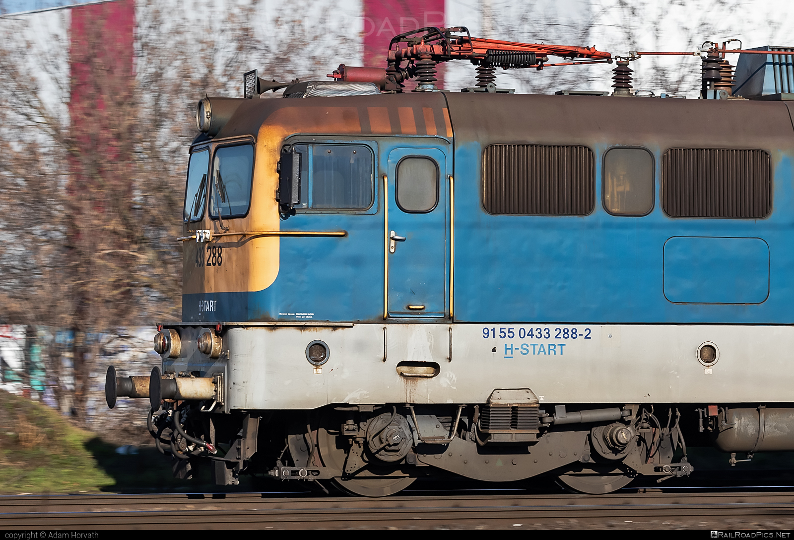 Ganz-MÁVAG VM14-21 - 433 288 operated by MÁV-START ZRt. #ganz43 #ganz431 #ganzmavag #ganzmavag43 #ganzmavag431 #ganzmavagvm1421 #mav #mavstart #mavstartzrt #v43locomotive