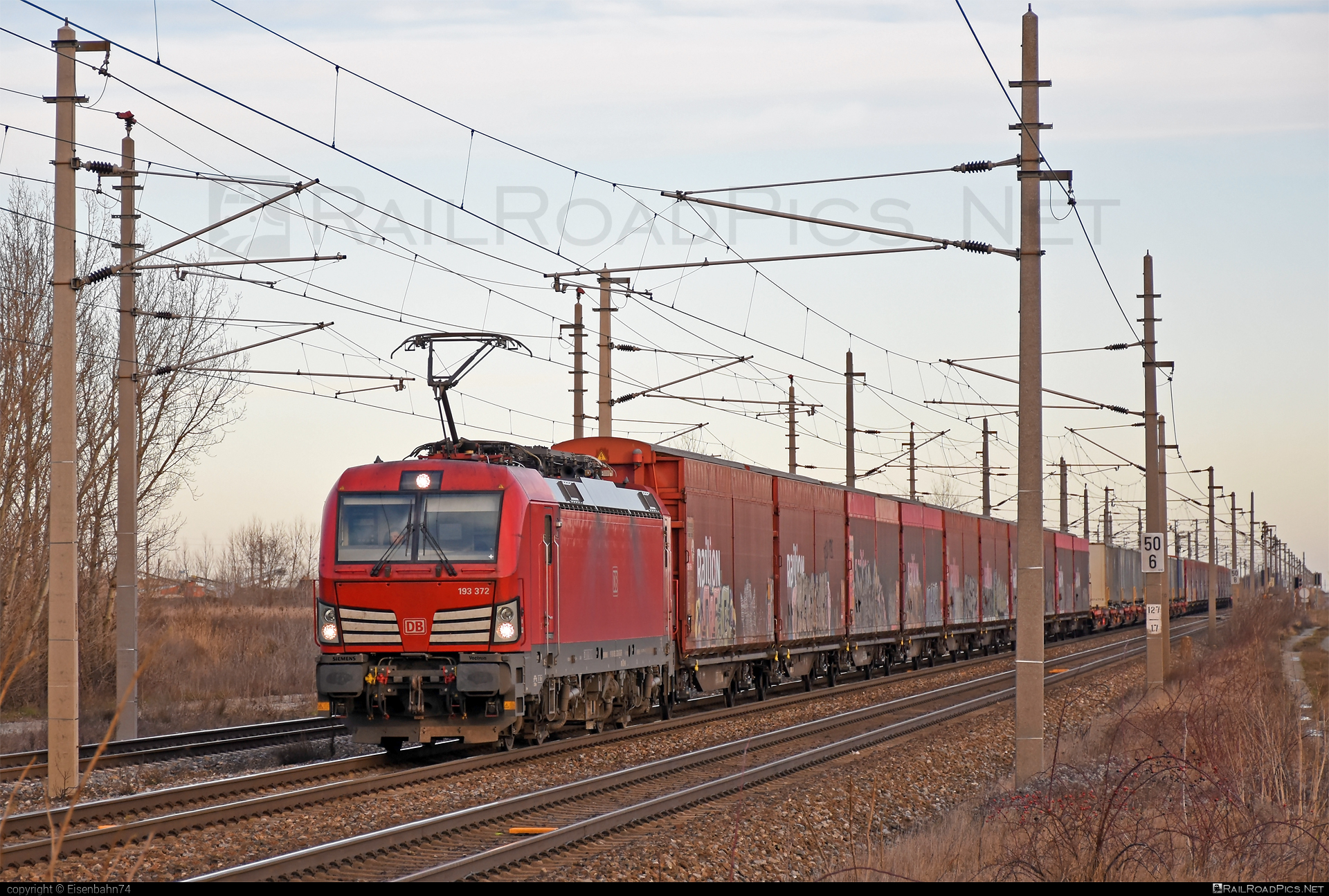 Siemens Vectron MS - 193 372 operated by DB Cargo AG #db #dbcargo #dbcargoag #deutschebahn #siemens #siemensVectron #siemensVectronMS #vectron #vectronMS