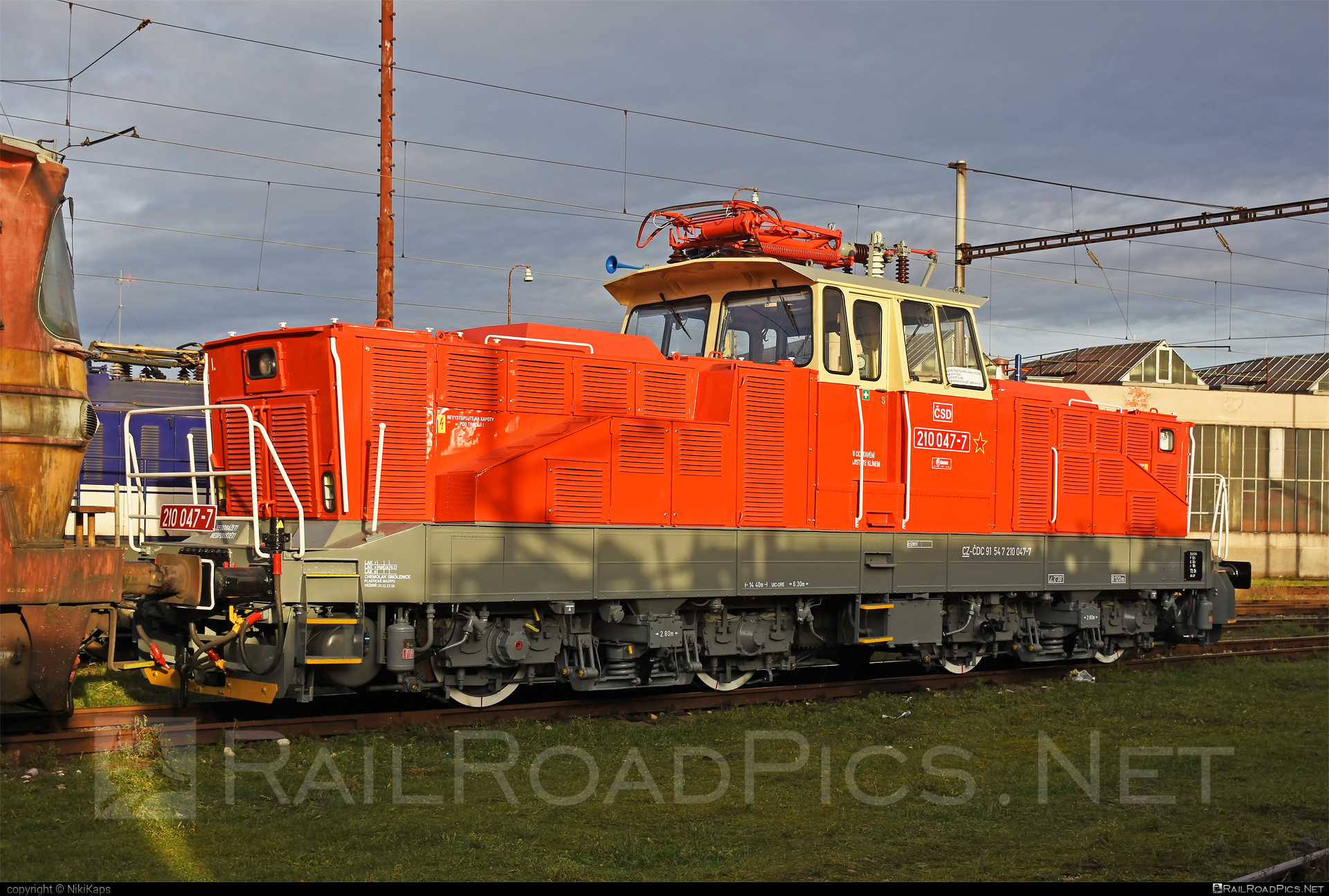 Škoda 51E - 210 047-7 operated by ČD Cargo, a.s. #cdcargo #locomotive210 #skoda #skoda51e #zehlicka