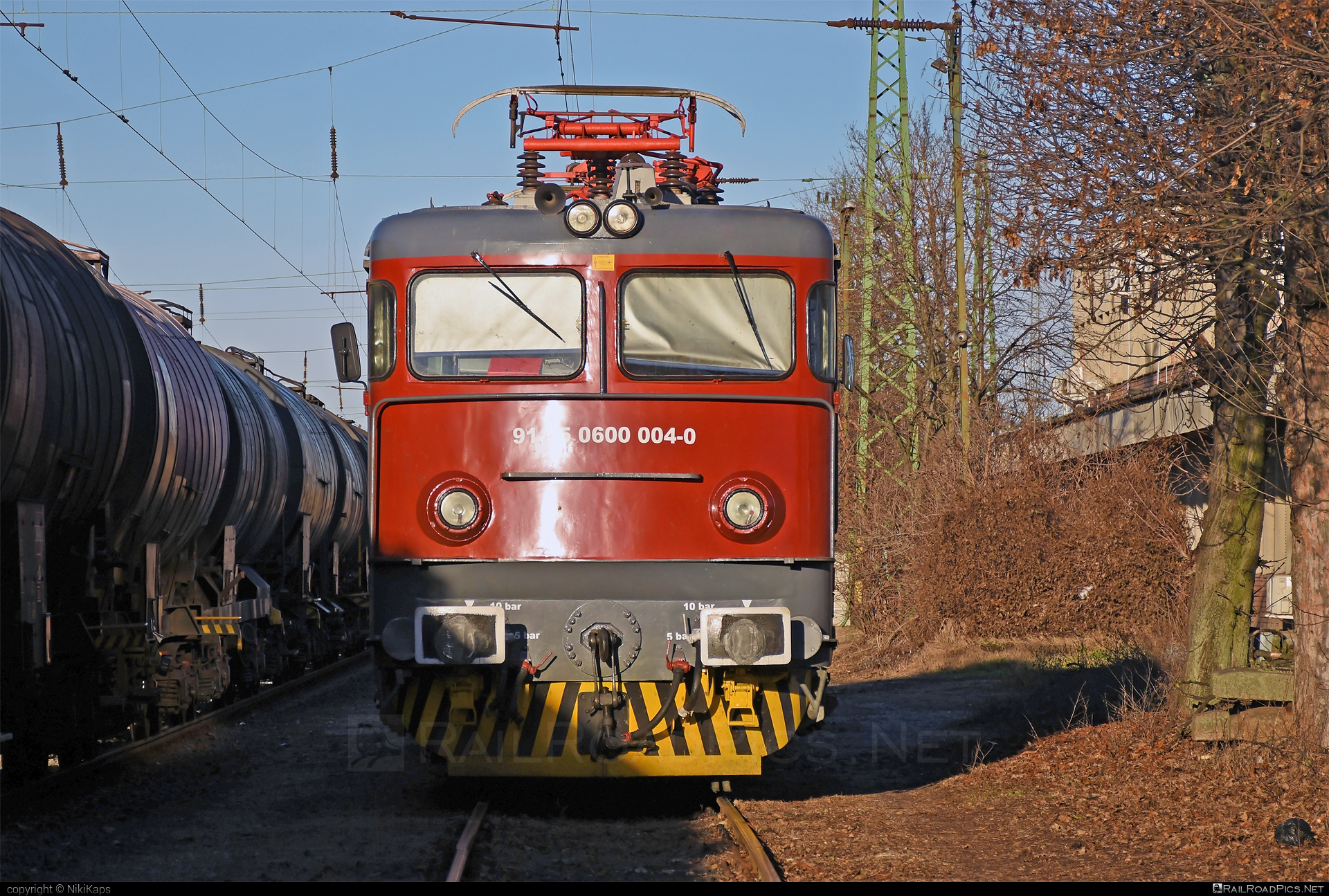 Electroputere LE 5100 - 600 004-0 operated by FOXrail Zrt. #electroputere #electroputerecraiova #electroputerele5100 #foxrail #le5100