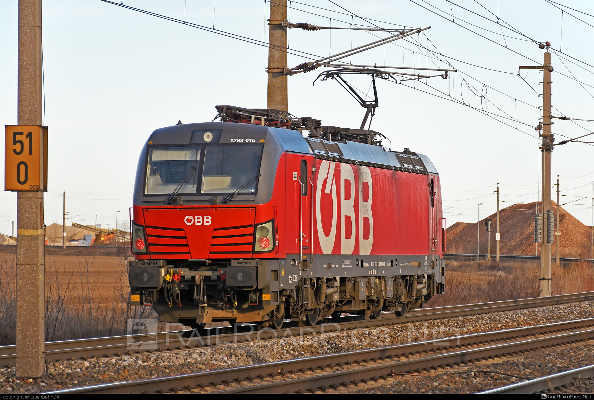 Siemens Vectron MS - 1293 015 operated by Rail Cargo Austria AG #obb #osterreichischebundesbahnen #rcw #siemens #siemensVectron #siemensVectronMS #vectron #vectronMS