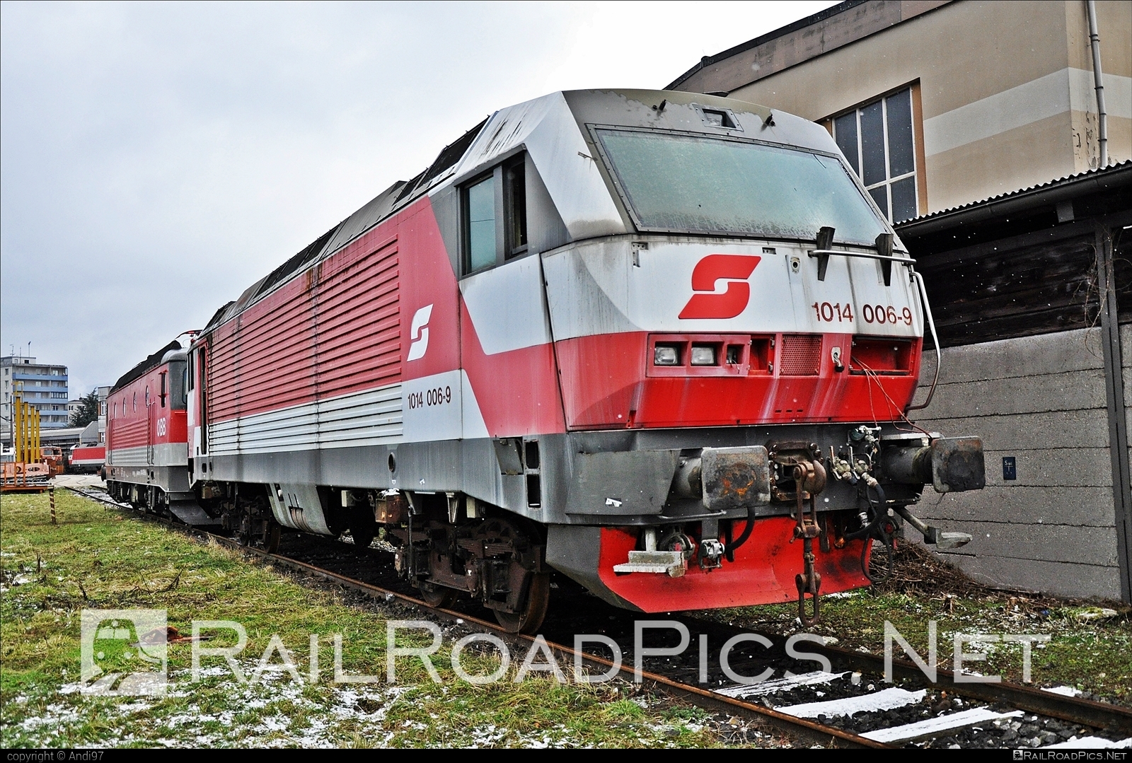 SGP 1014 - 1014 006-9 operated by Österreichische Bundesbahnen #damage #obb #obb1014 #obbClass1014 #osterreichischebundesbahnen #sgp #sgpClass1014 #simmeringgrazpauker