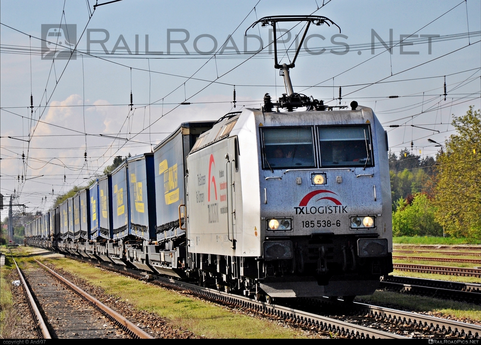 185 538-6 - Bombardier TRAXX F140 AC1 operated by TX Logistik