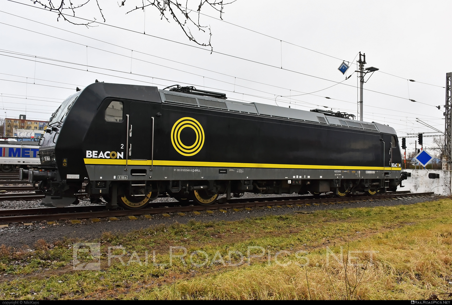 Bombardier TRAXX F140 AC1 - 185 546-9 operated by Beacon Rail Leasing Limited #beacon #beaconrailleasing #beaconrailleasinglimited #bombardier #bombardiertraxx #brll #traxx #traxxf140 #traxxf140ac #traxxf140ac1