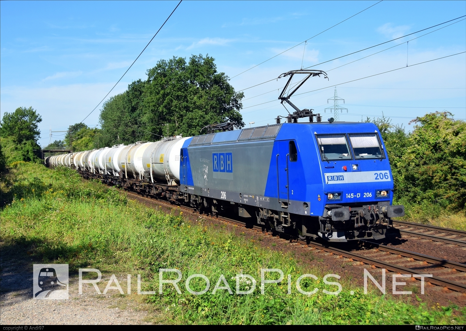 Adtranz DBAG Class 145 - 145 102 operated by RBH Logistics GmbH #adtranz #adtranzDbagClass145 #dbagClass145 #kesselwagen #rbh #tankwagon