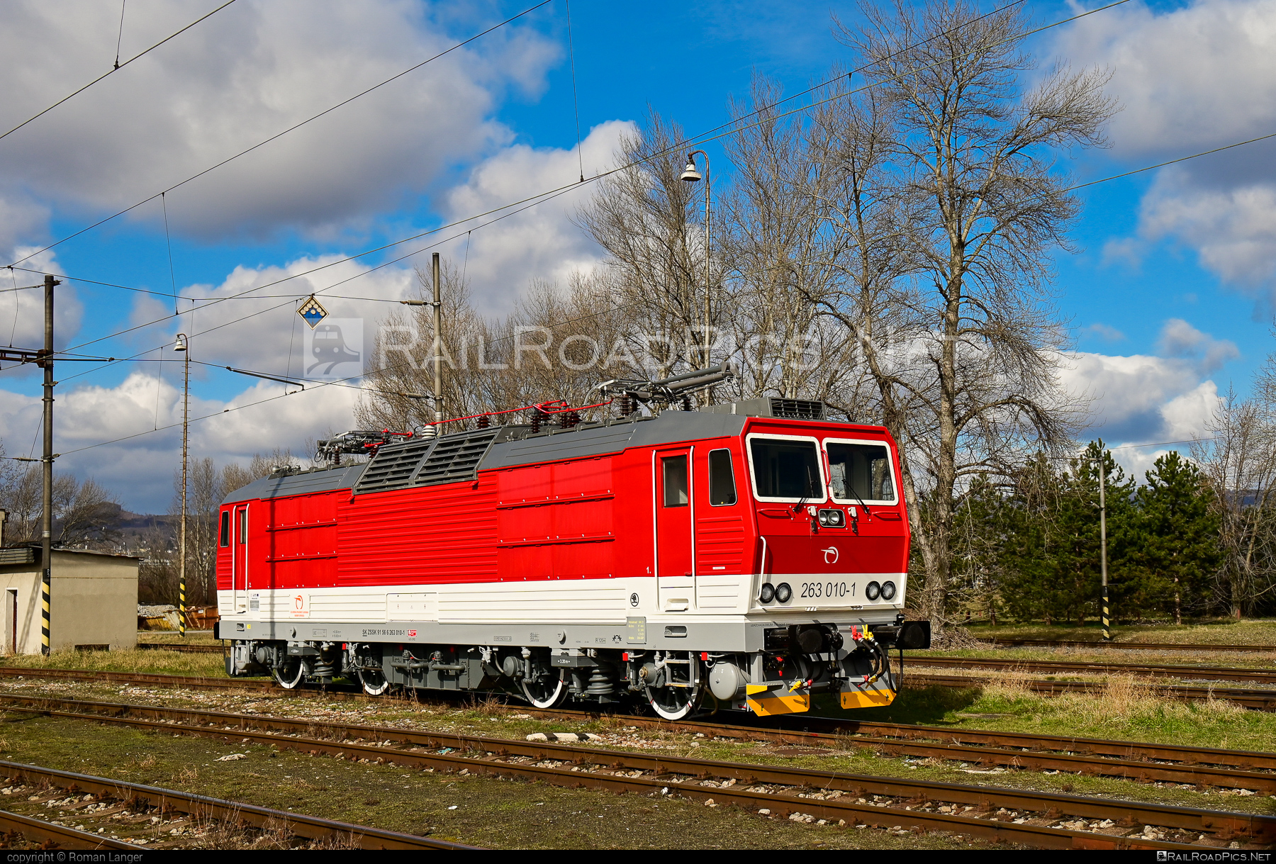 Škoda 70E - 263 010-1 operated by Železničná Spoločnost' Slovensko, a.s. #ZeleznicnaSpolocnostSlovensko #locomotive263 #princezna #skoda #skoda70e #zssk