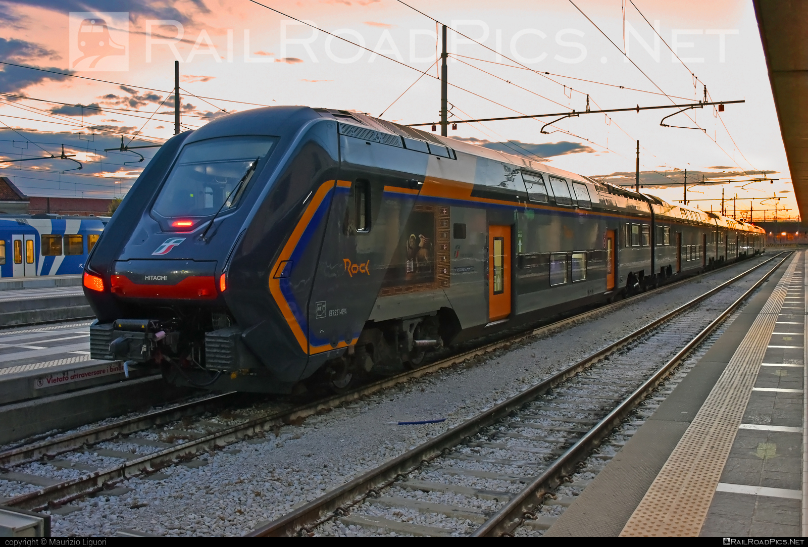 Hitachi Rail Italy Caravaggio - 521 094 operated by Trenitalia S.p.A. #HitachiRailItaly #ferroviedellostato #fs #fsitaliane #hitachi #hitachicaravaggio #rock #traincaravaggio #trenicaravaggio #trenirock #trenitalia #trenitaliarock #trenitaliaspa