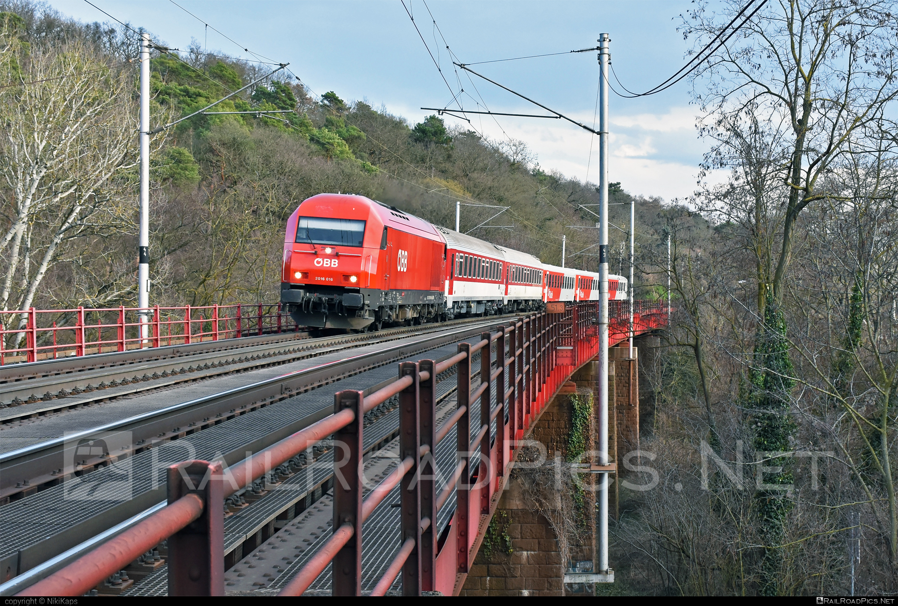 Siemens ER20 - 2016 016 operated by Österreichische Bundesbahnen #bridge #cityshuttle #er20 #er20hercules #eurorunner #hercules #obb #osterreichischebundesbahnen #siemens #siemenser20 #siemenser20hercules #siemenseurorunner #siemenshercules