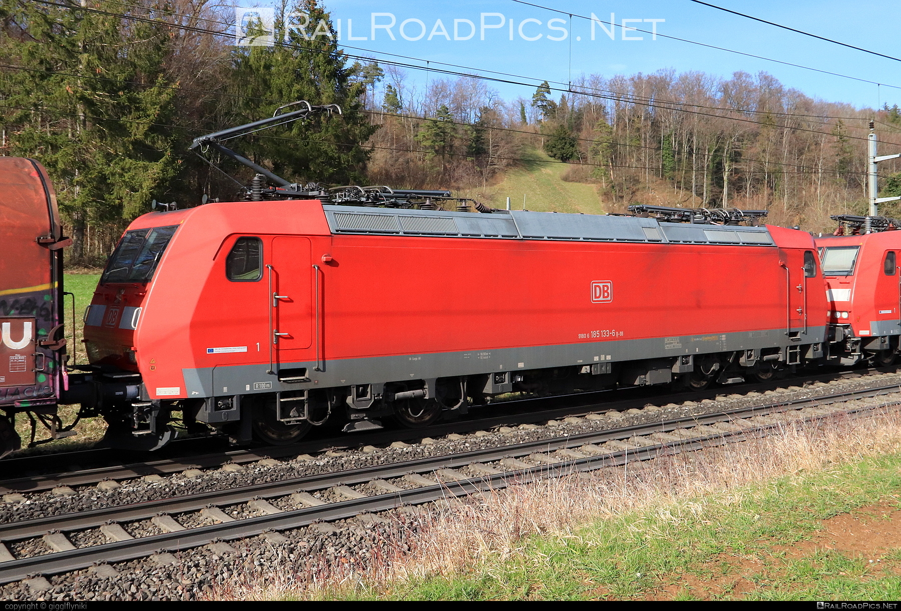 Bombardier TRAXX F140 AC1 - 185 133-6 operated by DB Cargo AG #bombardier #bombardiertraxx #db #dbcargo #dbcargoag #deutschebahn #traxx #traxxf140 #traxxf140ac #traxxf140ac1