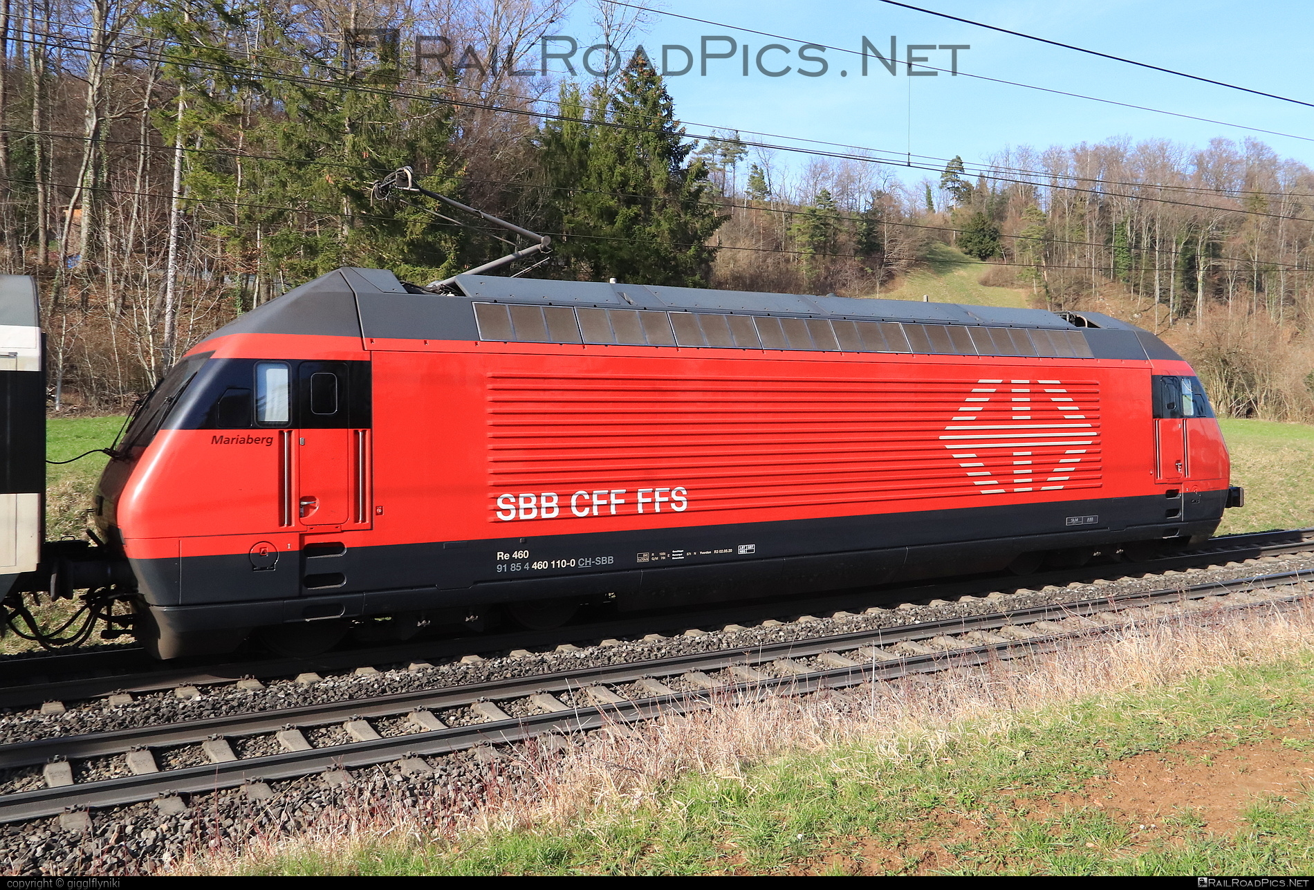 SBB Class Re 460 - 460 110 operated by Schweizerische Bundesbahnen SBB #CFF #CheminsDeFerFederauxSuisses #FFS #FerrovieFederaliSvizzere #SBB #SchweizerischeBundesbahnen #lok2000 #sbbClassRe460 #sbbRe460