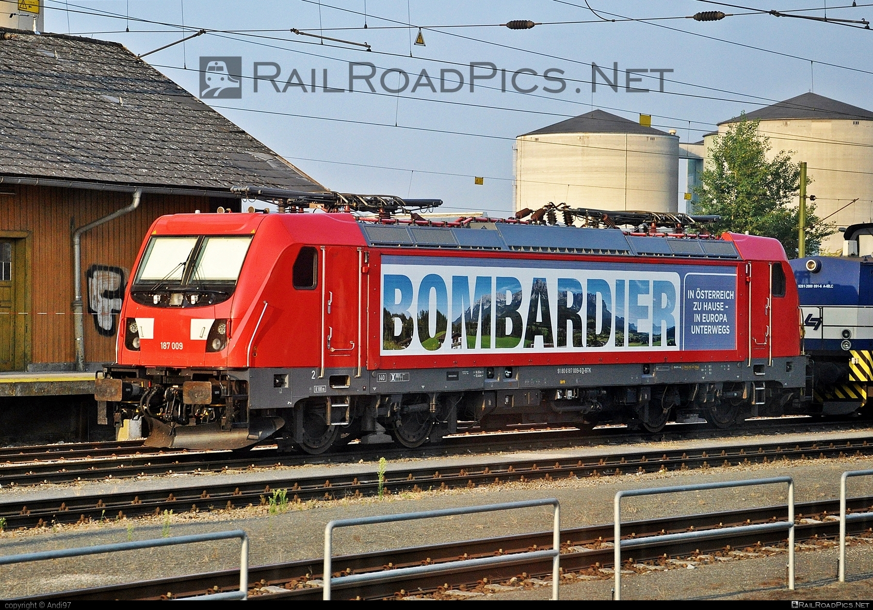 Bombardier TRAXX F160 AC3 - 187 009 operated by Wiener Lokalbahnen Cargo GmbH #bombardier #bombardierTransportion #bombardierTransportionGmbH #bombardiertraxx #traxx #traxxf160 #traxxf160ac #traxxf160ac3 #wienerlokalbahnencargo #wienerlokalbahnencargogmbh #wlc