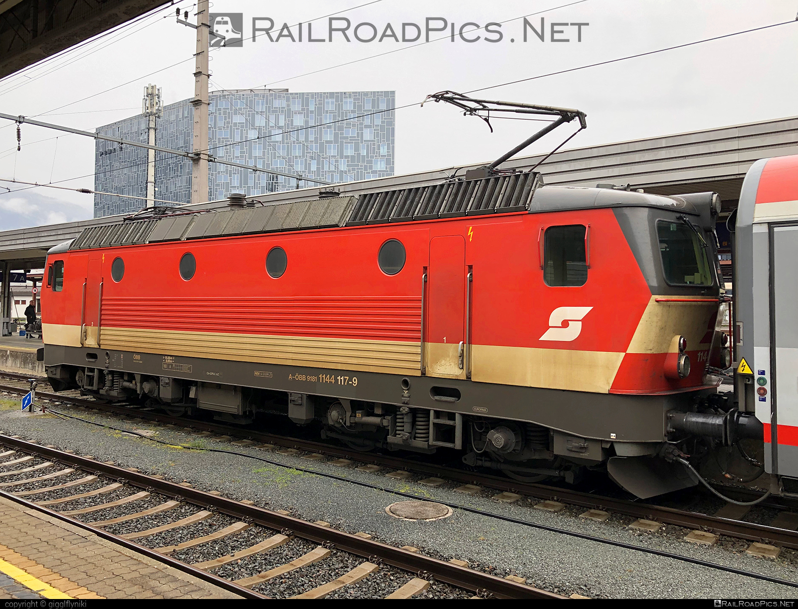 SGP 1144 - 1144 117 operated by Österreichische Bundesbahnen #obb #obb1144 #obbClass1144 #osterreichischebundesbahnen #sgp #sgp1144 #simmeringgrazpauker