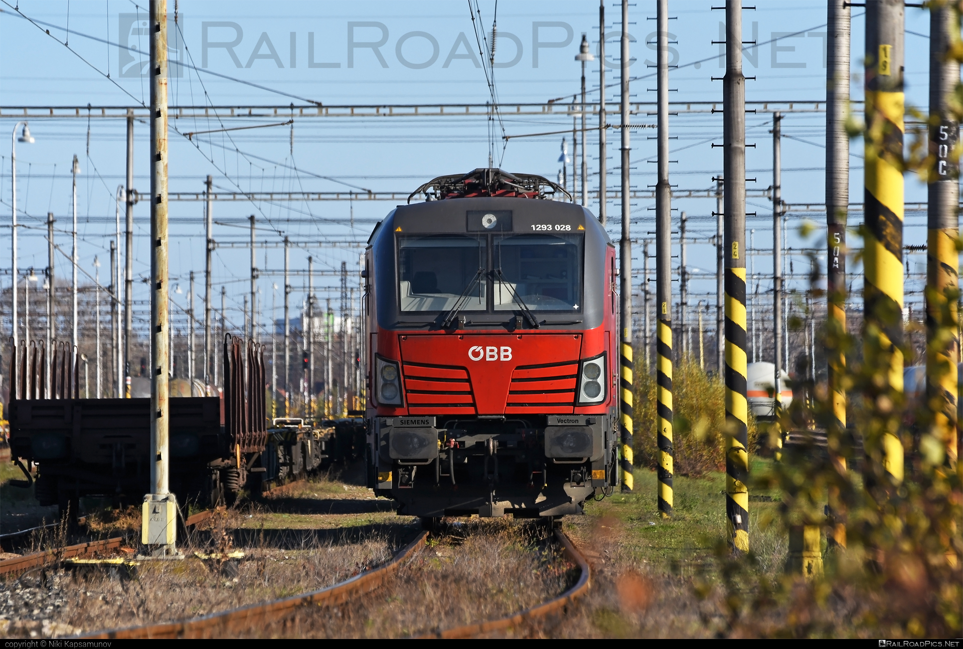 Siemens Vectron MS - 1293 028 operated by Rail Cargo Carrier – Slovakia s.r.o. #obb #osterreichischebundesbahnen #rccsk #siemens #siemensvectron #siemensvectronms #vectron #vectronms #wssk
