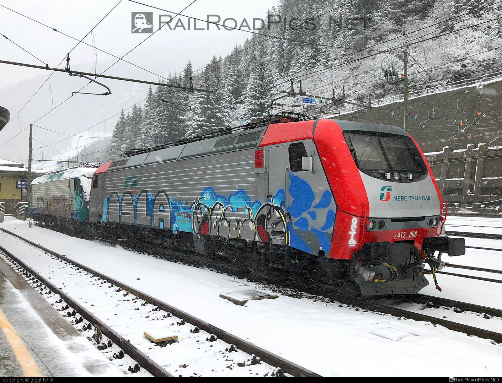 FS Class E.412 - E412 008 operated by Mercitalia Rail S.r.l. #e412 #ferroviedellostato #fs #fsClassE412 #fsitaliane #graffiti #mercitalia