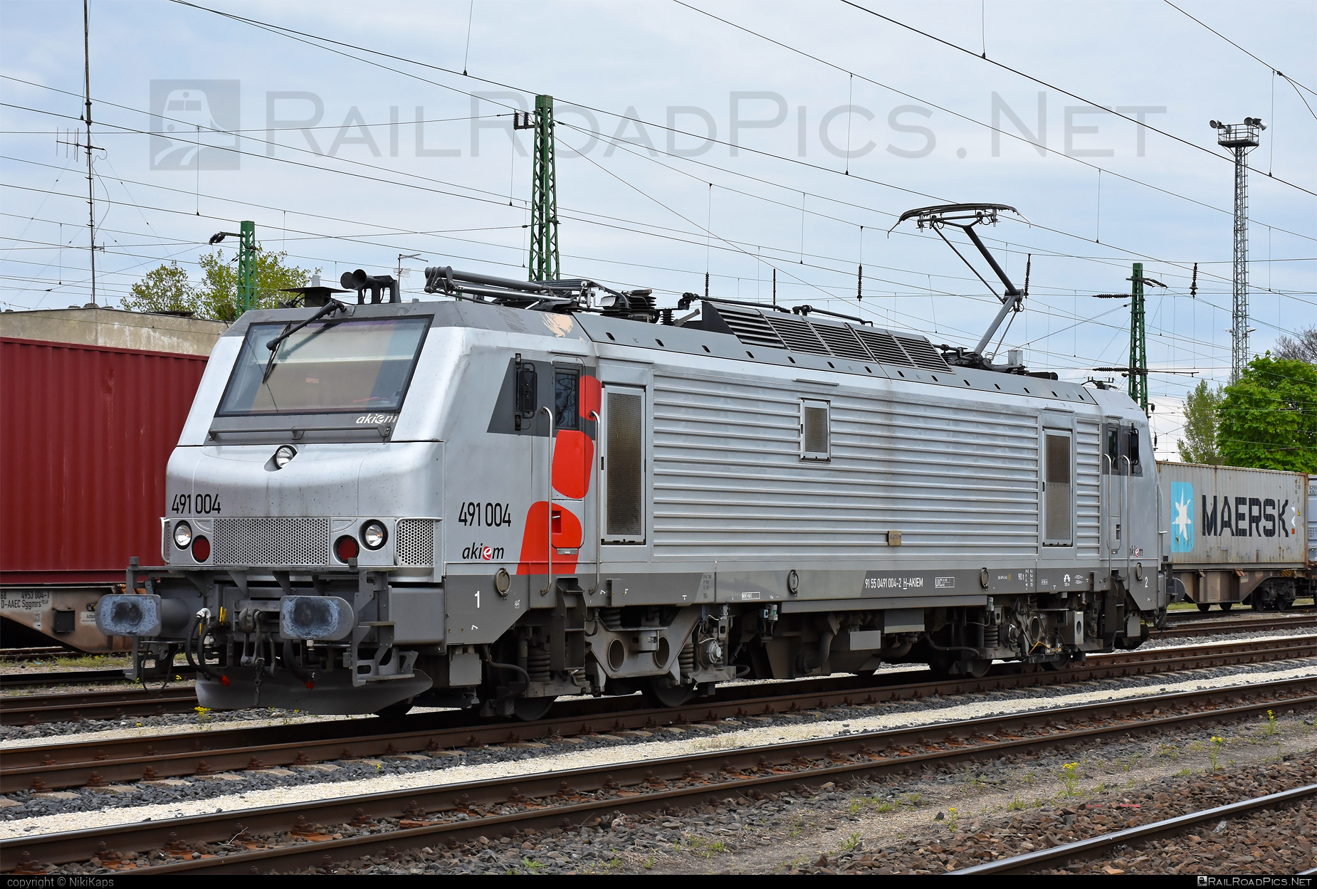 Alstom Prima EL2U/4 (SNCF Class BB 27000) - 491 004 operated by Akiem SAS #akiem #akiemsas #alstom #alstomPrima #primaEl2u4 #sncfClassBb27000