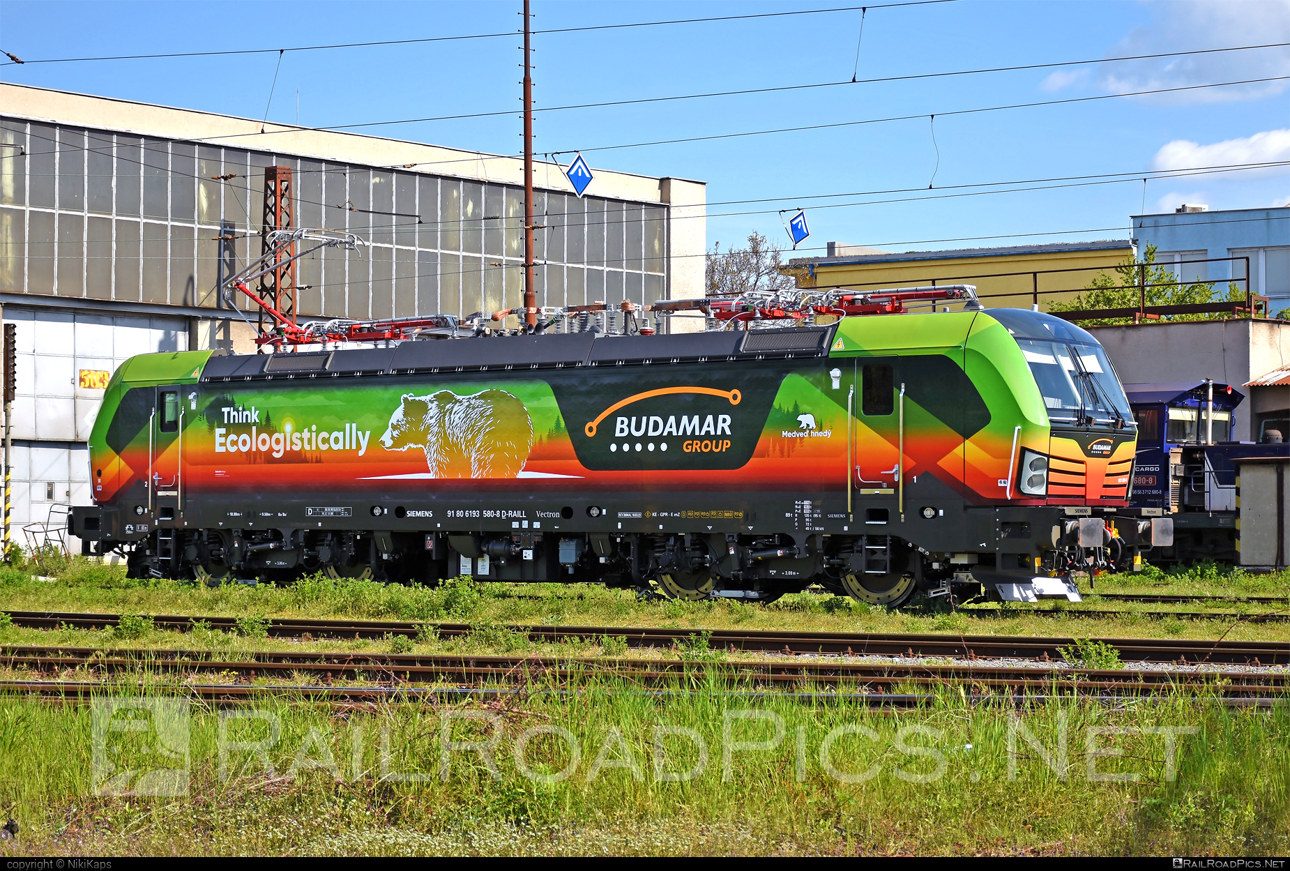 Siemens Vectron MS - 193 580-8 operated by LOKORAIL, a.s. #RollingStockLease #RollingStockLeaseSro #budamar #lokorail #lrl #raill #siemens #siemensVectron #siemensVectronMS #vectron #vectronMS