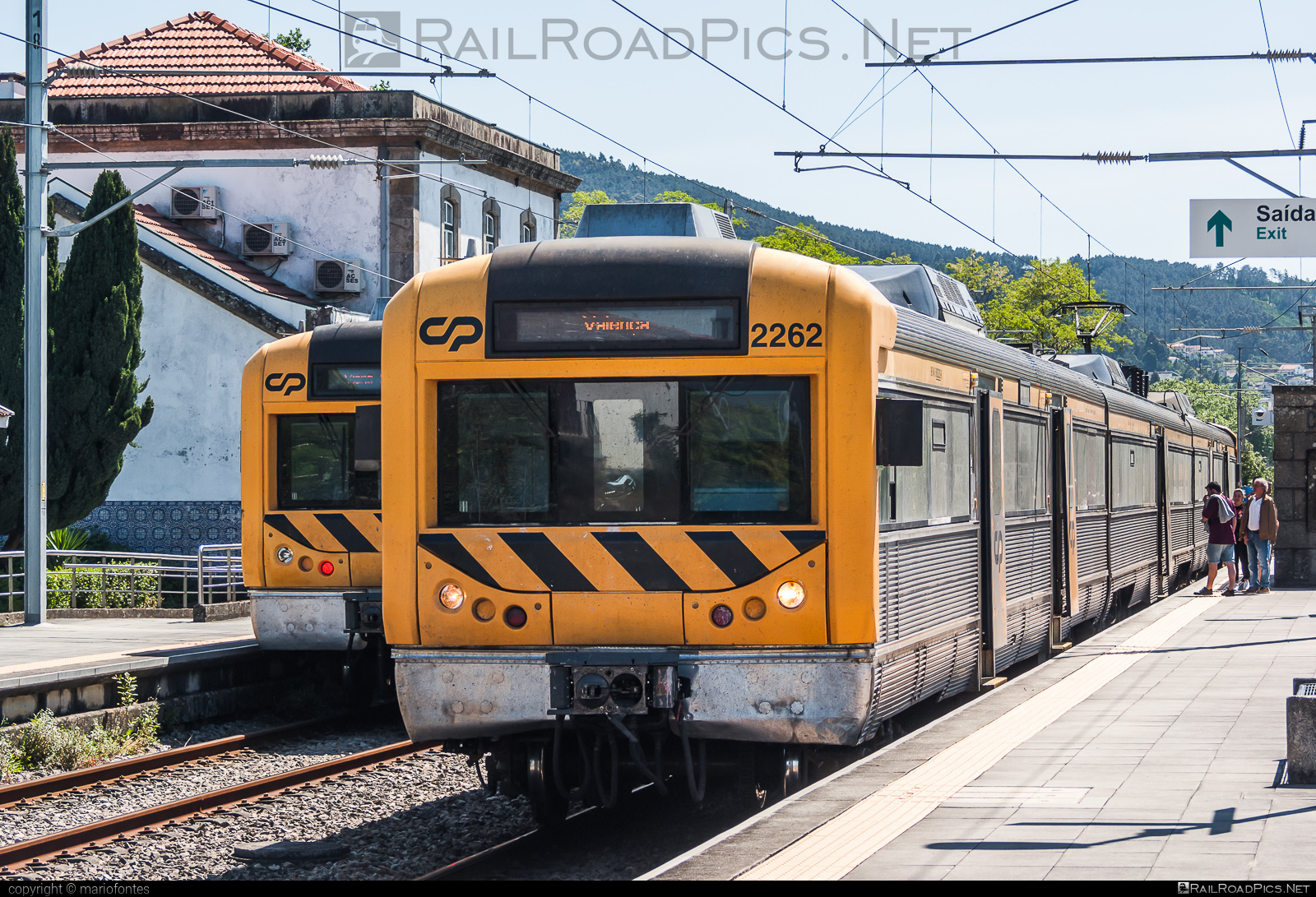 CP Class 2240 - 2262 operated by CP - Comboios de Portugal, E.P.E. #comboiosDePortugal #comboiosDePortugalEPE #cpClass2240