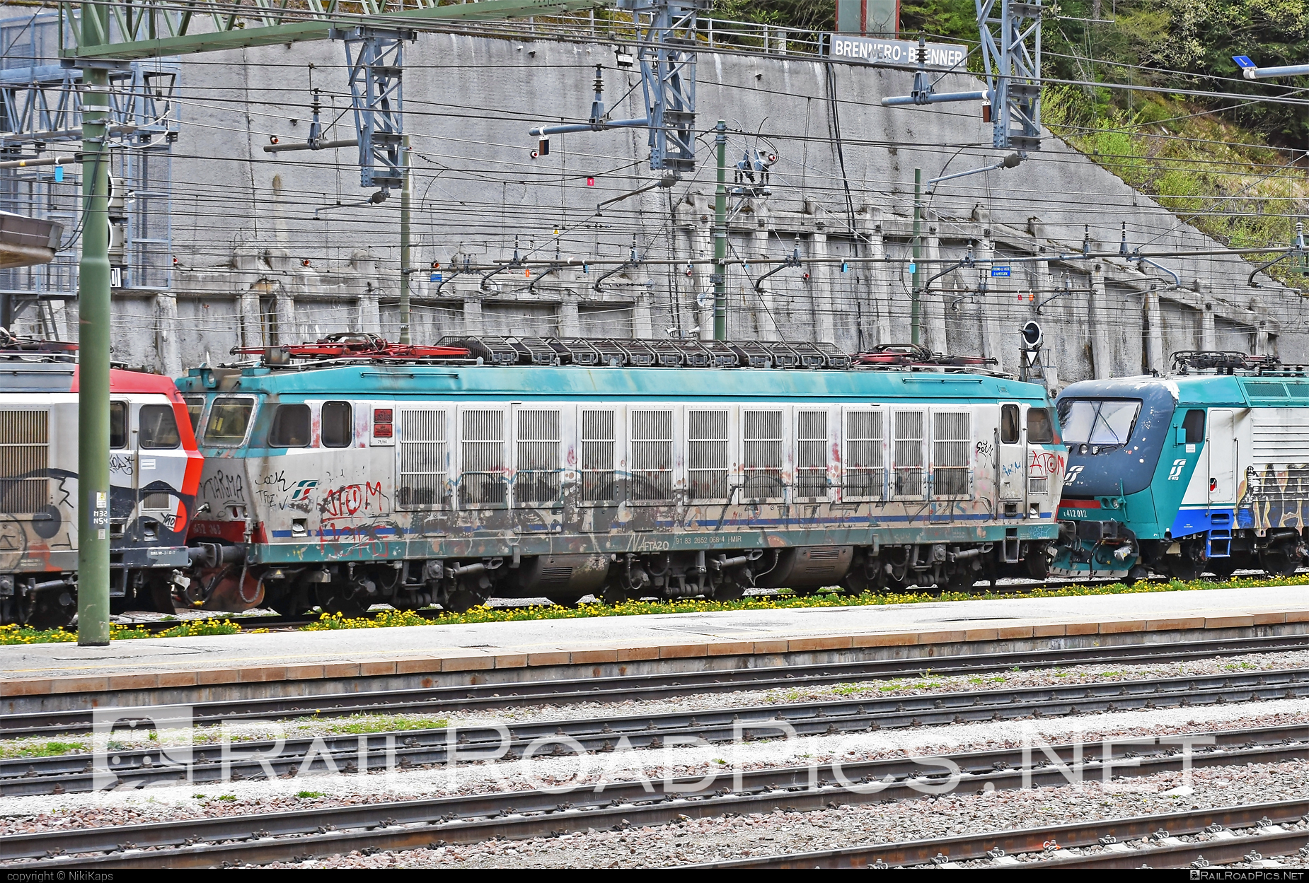 FS Class E.652 - E652 068 operated by Mercitalia Rail S.r.l. #e652 #ferroviedellostato #fs #fsClassE652 #fsitaliane #graffiti #mercitalia #tigre