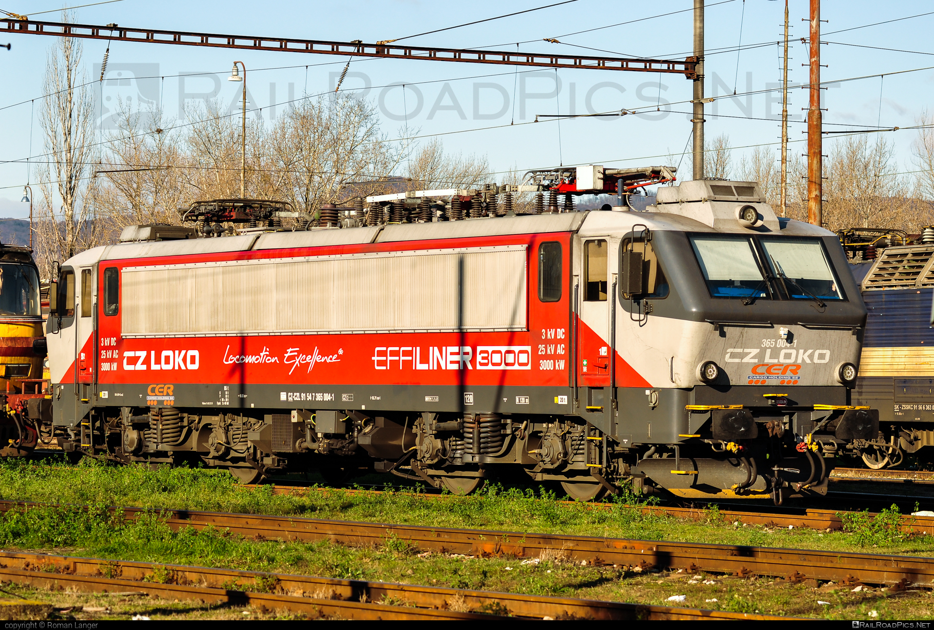 CZ LOKO EffiLiner 3000 - 365 004-1 operated by CER Slovakia a.s. #belgicanka #cer #cersk #cerslovakia #cerslovakiaas #czloko #czlokoas #effiliner #effiliner3000 #sncb12 #sncbclass12