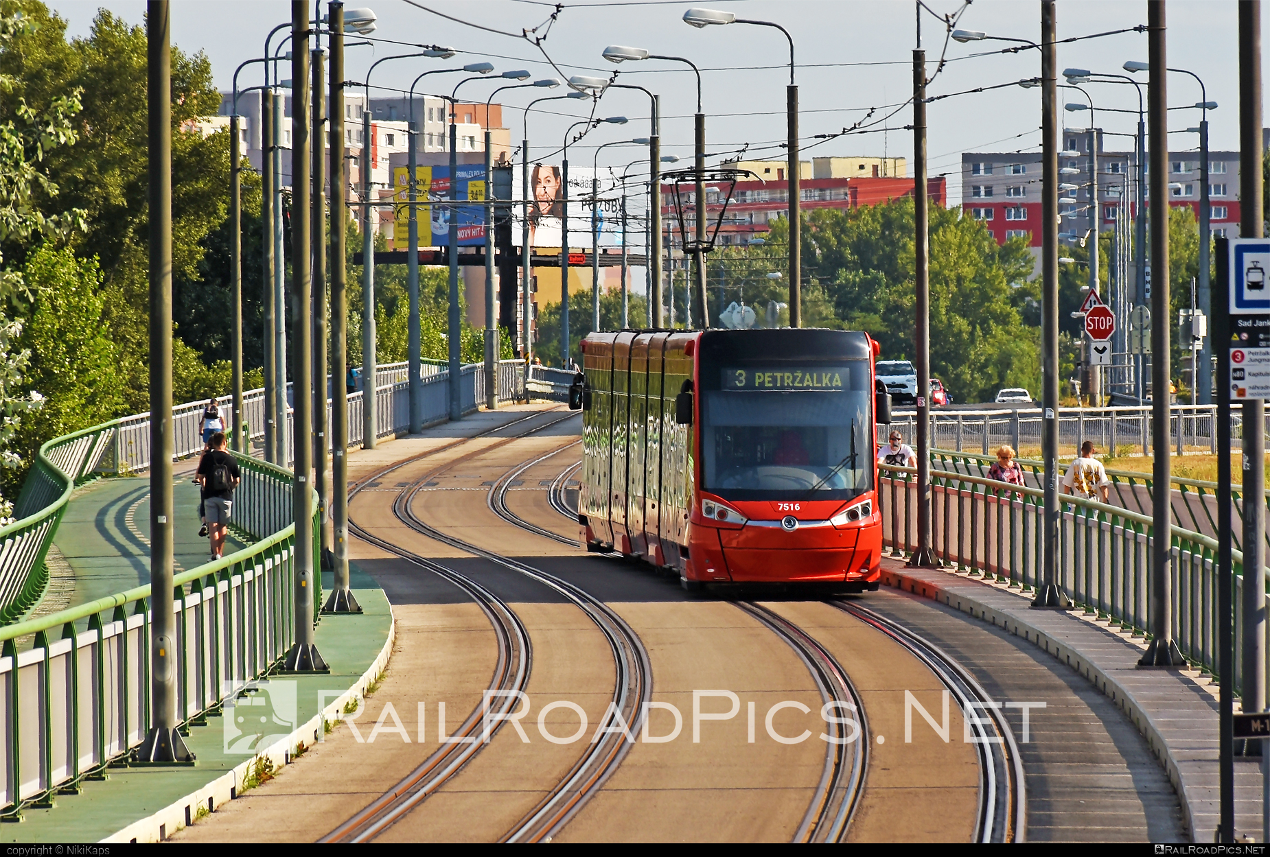 Škoda 30T ForCity Plus - 7516 operated by Dopravný podnik Bratislava #DopravnyPodnikBratislava #bridge #forCityPlus #skoda #skoda30t #tram
