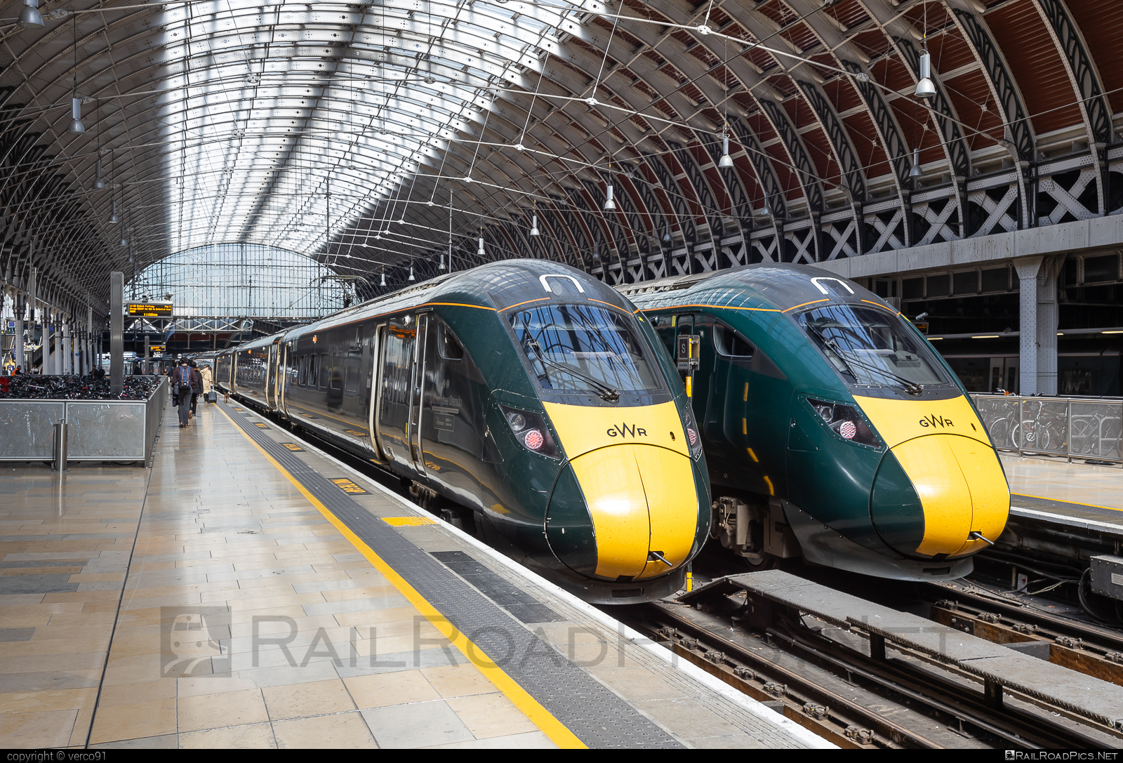 Hitachi BR Class 800 - 800 029 operated by Great Western Railway (GWR) #brClass800 #greatWesternRailway #gwr #hitachi #hitachiAt300 #hitachiBrClass800