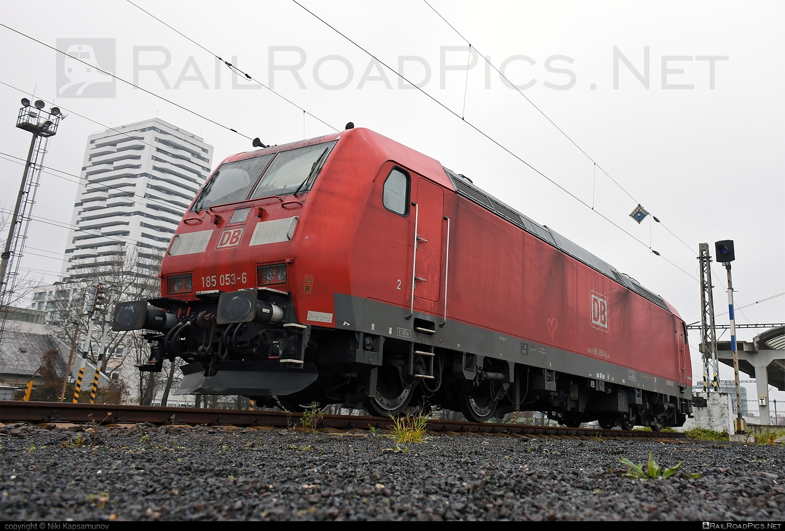 Bombardier TRAXX F140 AC1 - 185 053-6 operated by DB Cargo AG #bombardier #bombardiertraxx #db #dbcargo #dbcargoag #traxx #traxxf140 #traxxf140ac #traxxf140ac1