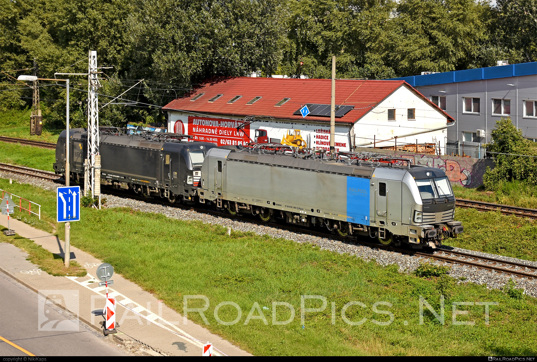 Siemens Vectron MS - 6193 098 operated by ecco-rail GmbH #eccorail #eccorailgmbh #railpool #railpoolgmbh #siemens #siemensVectron #siemensVectronMS #vectron #vectronMS