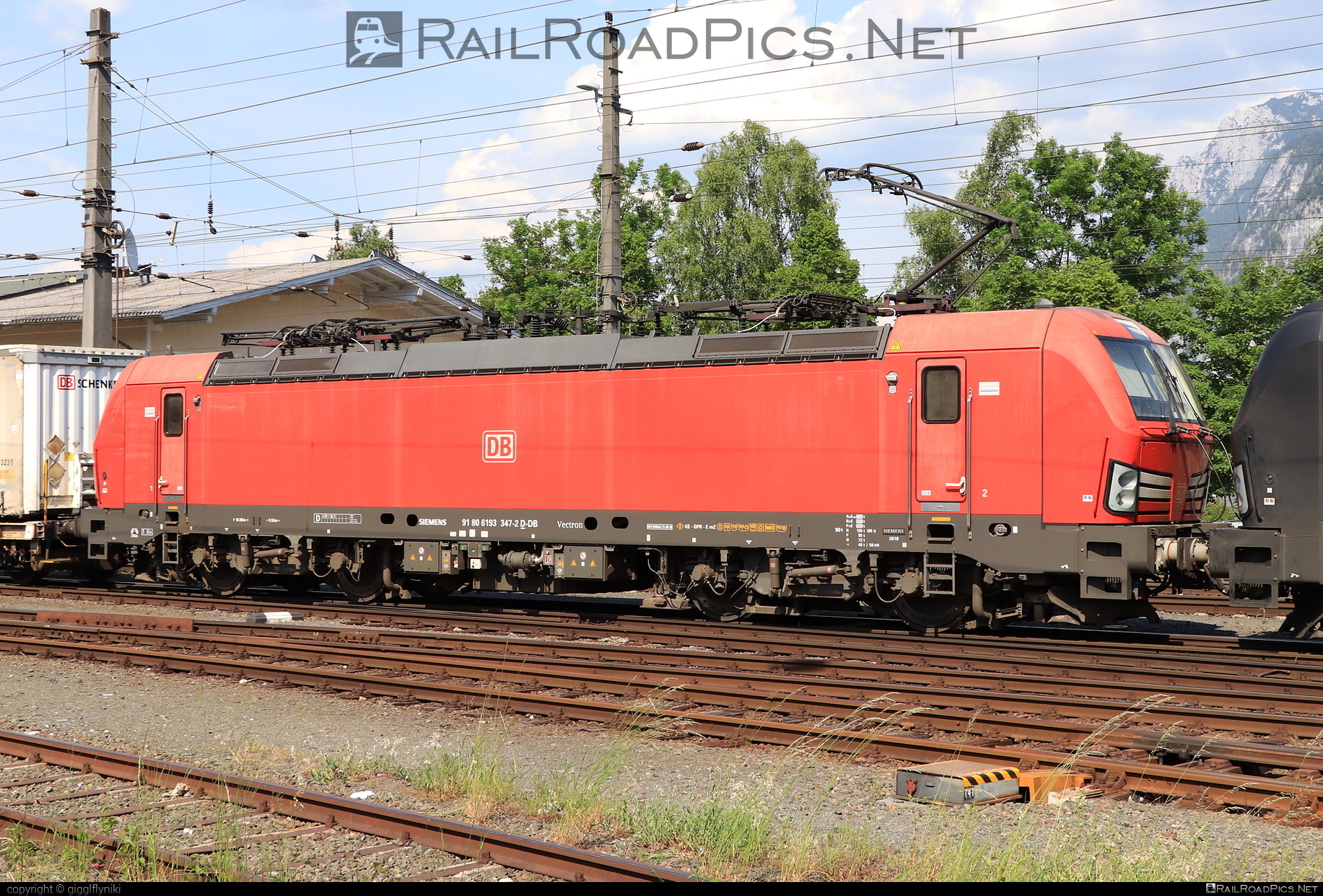 Siemens Vectron MS - 193 347 operated by DB Cargo AG #db #dbcargo #dbcargoag #deutschebahn #siemens #siemensVectron #siemensVectronMS #vectron #vectronMS