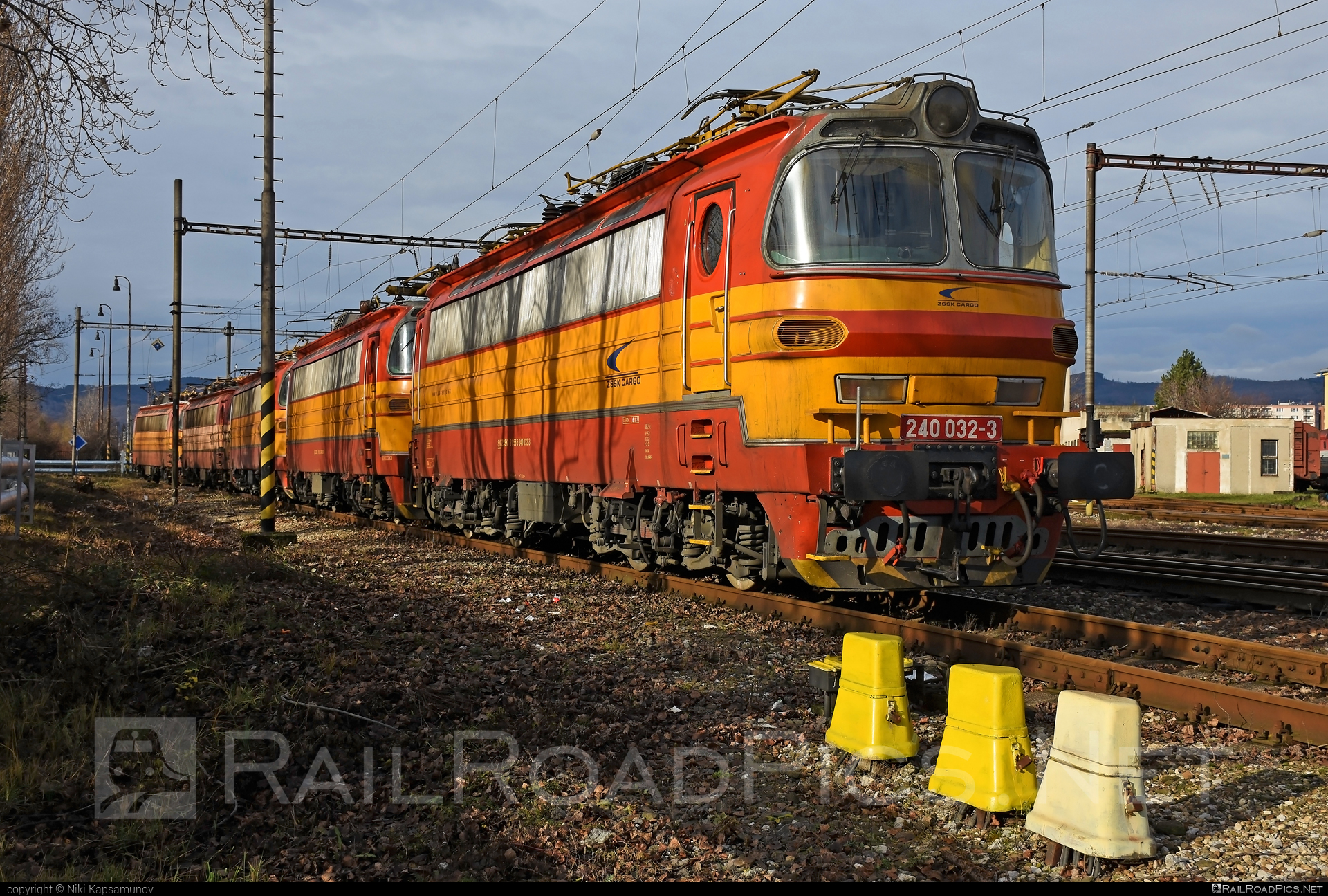 Škoda 47E - 240 032-3 operated by Železničná Spoločnost' Cargo Slovakia a.s. #ZeleznicnaSpolocnostCargoSlovakia #ZeleznicnaSpolocnostSlovensko #laminatka #locomotive240 #skoda #skoda47e #zssk #zsskcargo