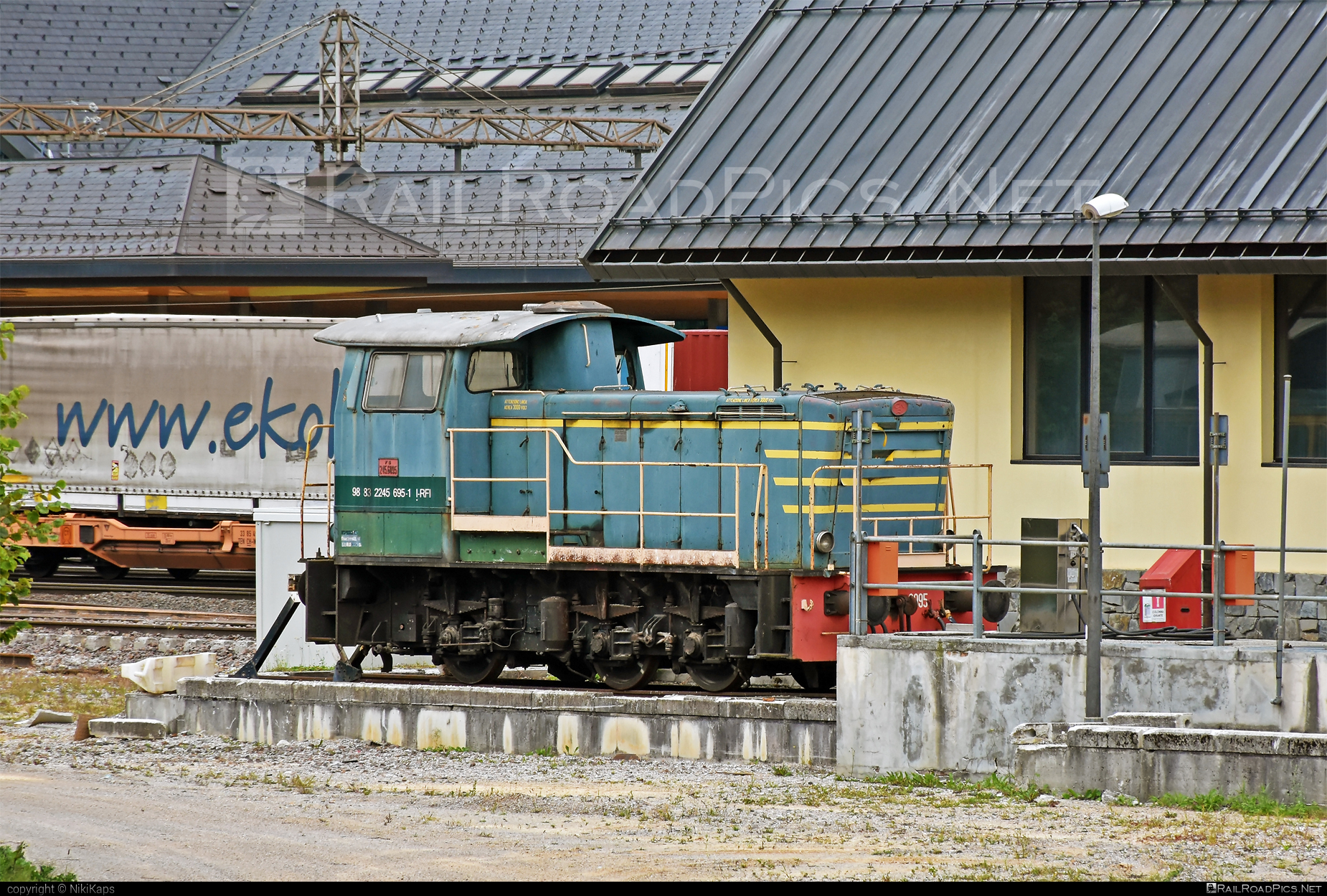 FS Class D.245 - D 245.6095 operated by Rete Ferroviaria Italiana #ReteFerroviariaItaliana #d245 #ferroviedellostato #fs #fsClassD245 #fsitaliane #rfi