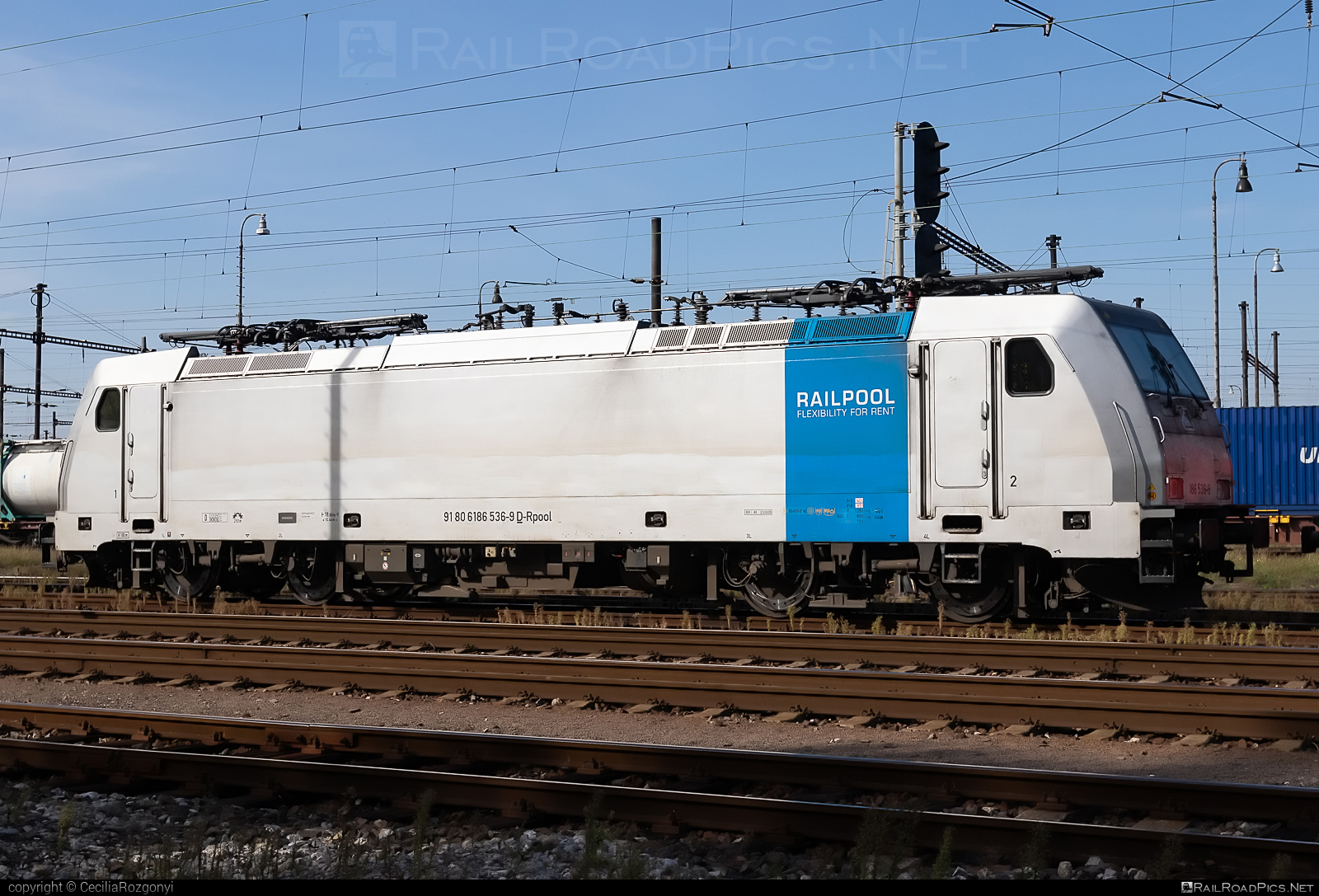 Bombardier TRAXX F140 MS - 186 536-9 operated by Retrack Slovakia s. r. o. #bombardier #bombardiertraxx #railpool #railpoolgmbh #retrack #retrackslovakia #traxx #traxxf140 #traxxf140ms