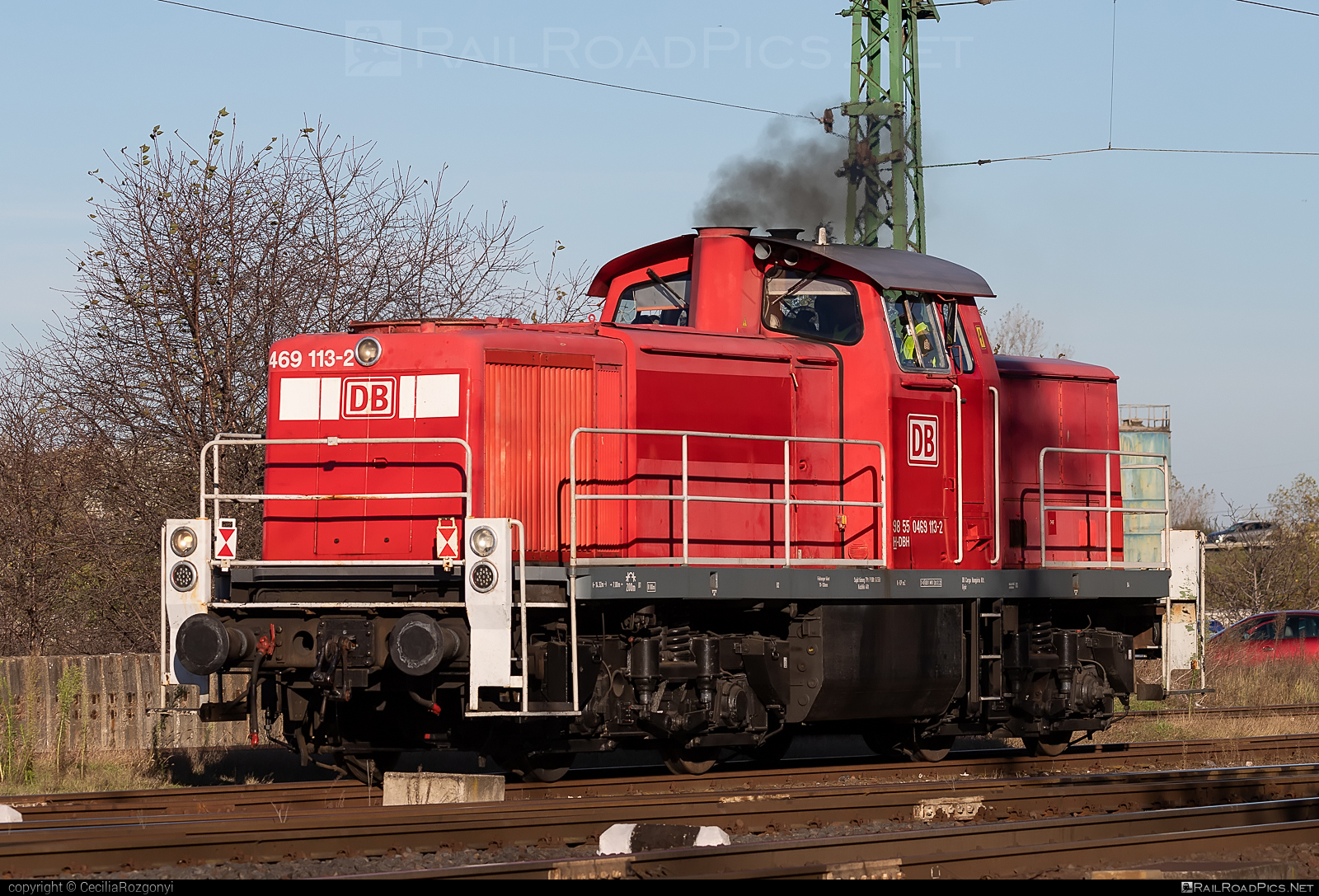 MaK V 90 - 0469 113-2 operated by DB Cargo Hungária Kft #db #dbClass290 #dbClassV90 #dbcargo #dbcargohungaria #dbh #mak #makV90 #maschinenbaukiel