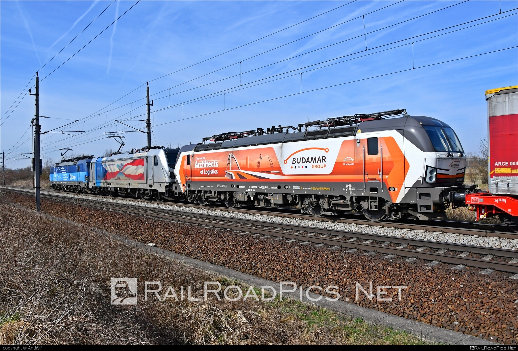 Siemens Vectron MS - 383 216-9 operated by LOKORAIL, a.s. #RollingStockLease #RollingStockLeaseSro #budamar #lokorail #lrl #raill #siemens #siemensVectron #siemensVectronMS #vectron #vectronMS