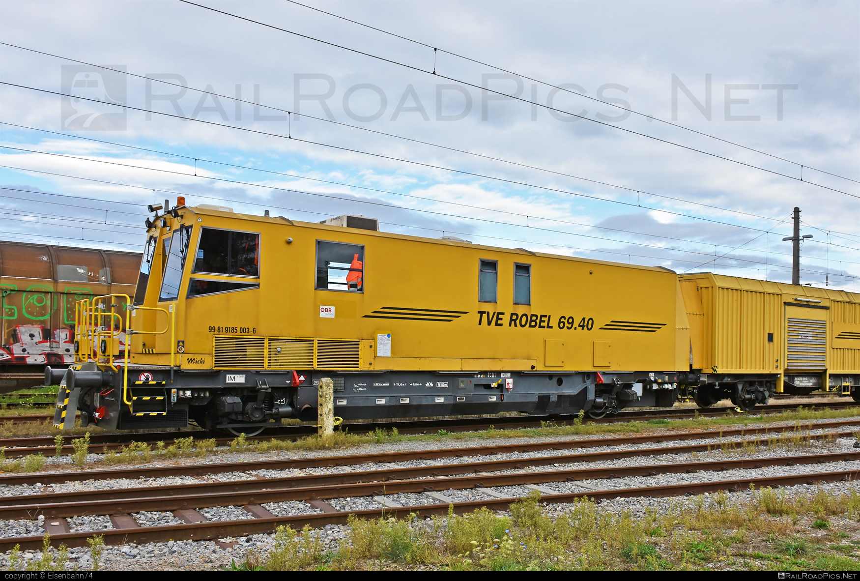 Robel Mobile Maintenance System - 185 003-6 operated by Österreichische Bundesbahnen #obb #obbinfra #osterreichischebundesbahnen #robel #robelMms #robelMobileMaintenanceSystem #robelTve9640 #tve6940
