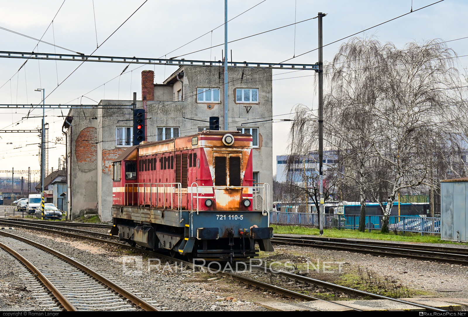 ČKD T 458.1 (721) - 721 110-5 operated by Železničná Spoločnost' Slovensko, a.s. #ZeleznicnaSpolocnostSlovensko #ckd #ckd721 #ckdt4581 #locomotive721 #locomotivet4581 #velkyhektor #zssk