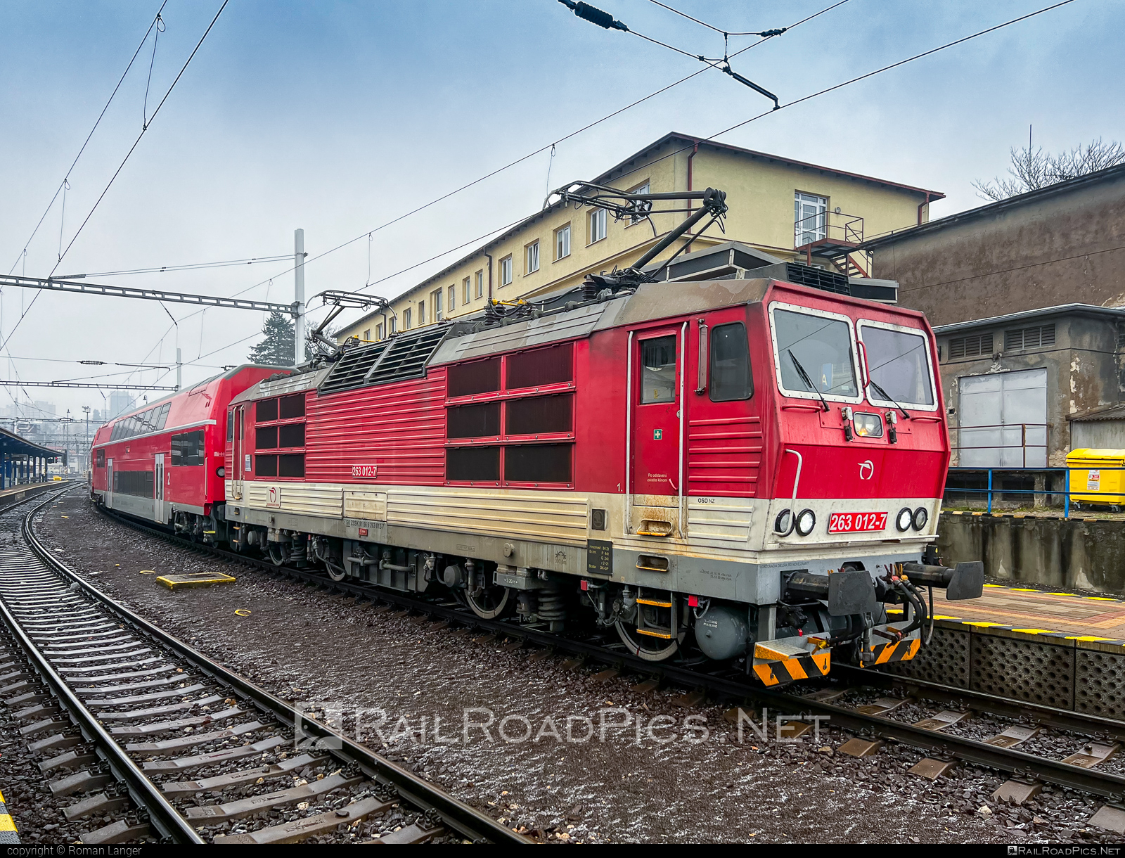 Škoda 70E - 263 012-7 operated by Železničná Spoločnost' Slovensko, a.s. #ZeleznicnaSpolocnostSlovensko #locomotive263 #princezna #skoda #skoda70e #zssk