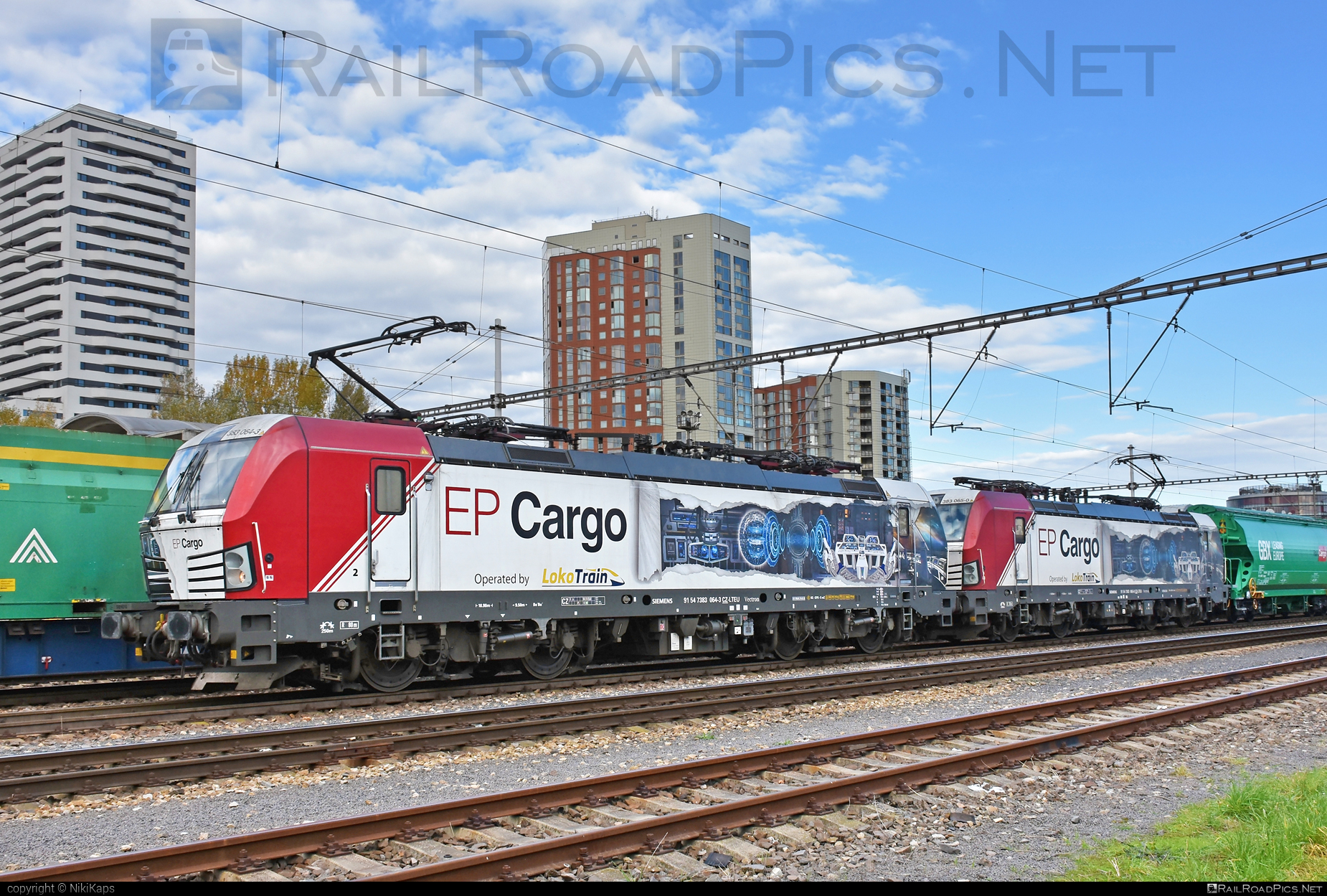 Siemens Vectron MS - 383 064-3 operated by EP Cargo a.s. #epcargo #epci #lokotrain #lokotrainsro #siemens #siemensVectron #siemensVectronMS #vectron #vectronMS