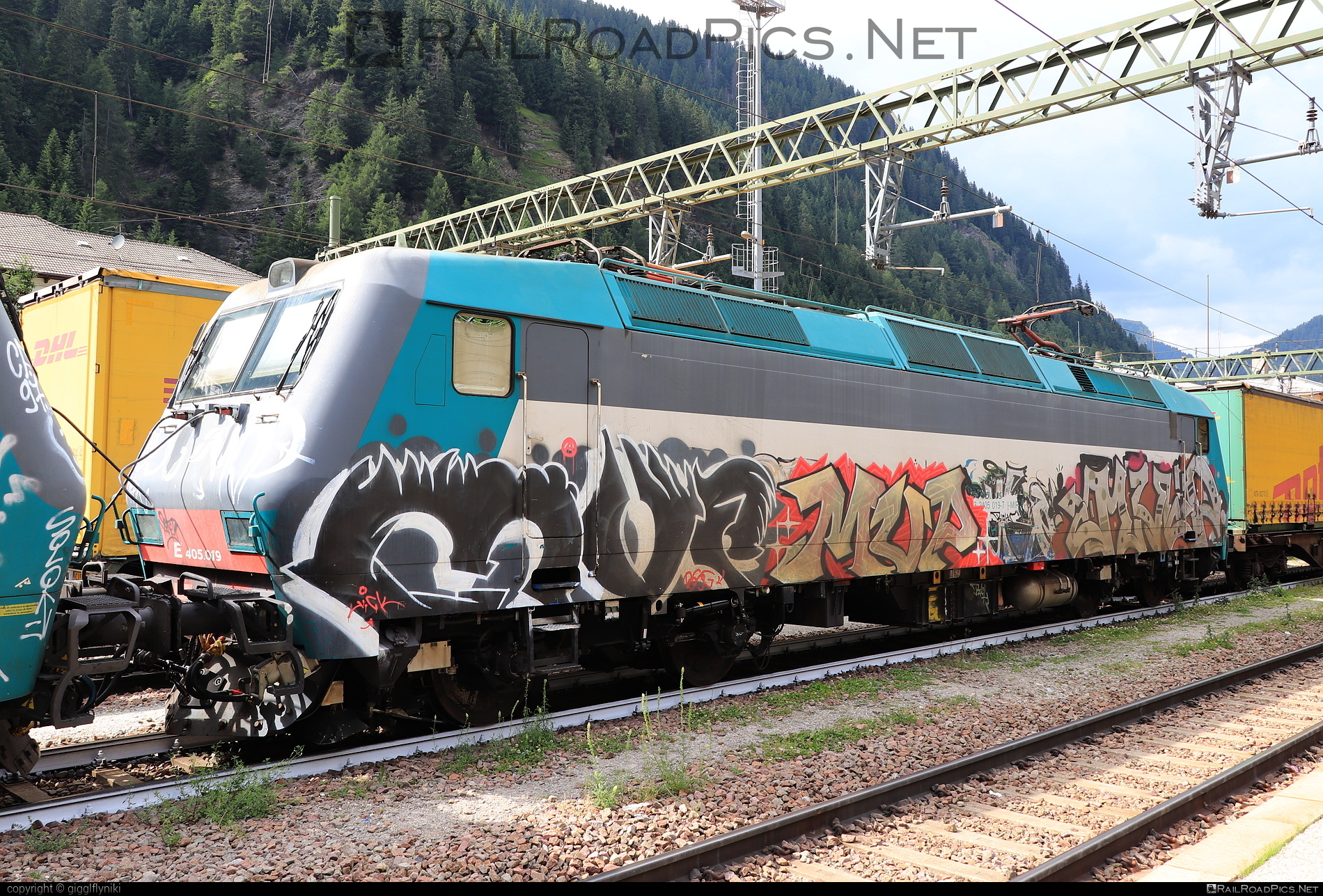 Bombardier Class E.405 - E405.019 operated by Mercitalia Rail S.r.l. #bombardier #bombardierE405 #ferroviedellostato #fs #fsClassE405 #fsitaliane #graffiti #mercitalia