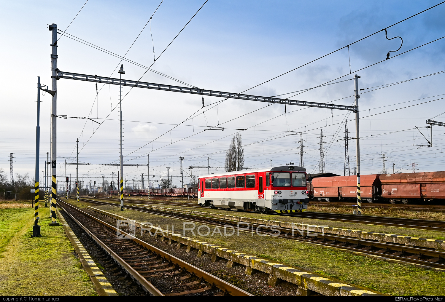 ŽOS Zvolen Class 812 - 812 023-4 operated by Železničná Spoločnost' Slovensko, a.s. #ZeleznicnaSpolocnostSlovensko #zoszvolen #zoszvolen812 #zssk