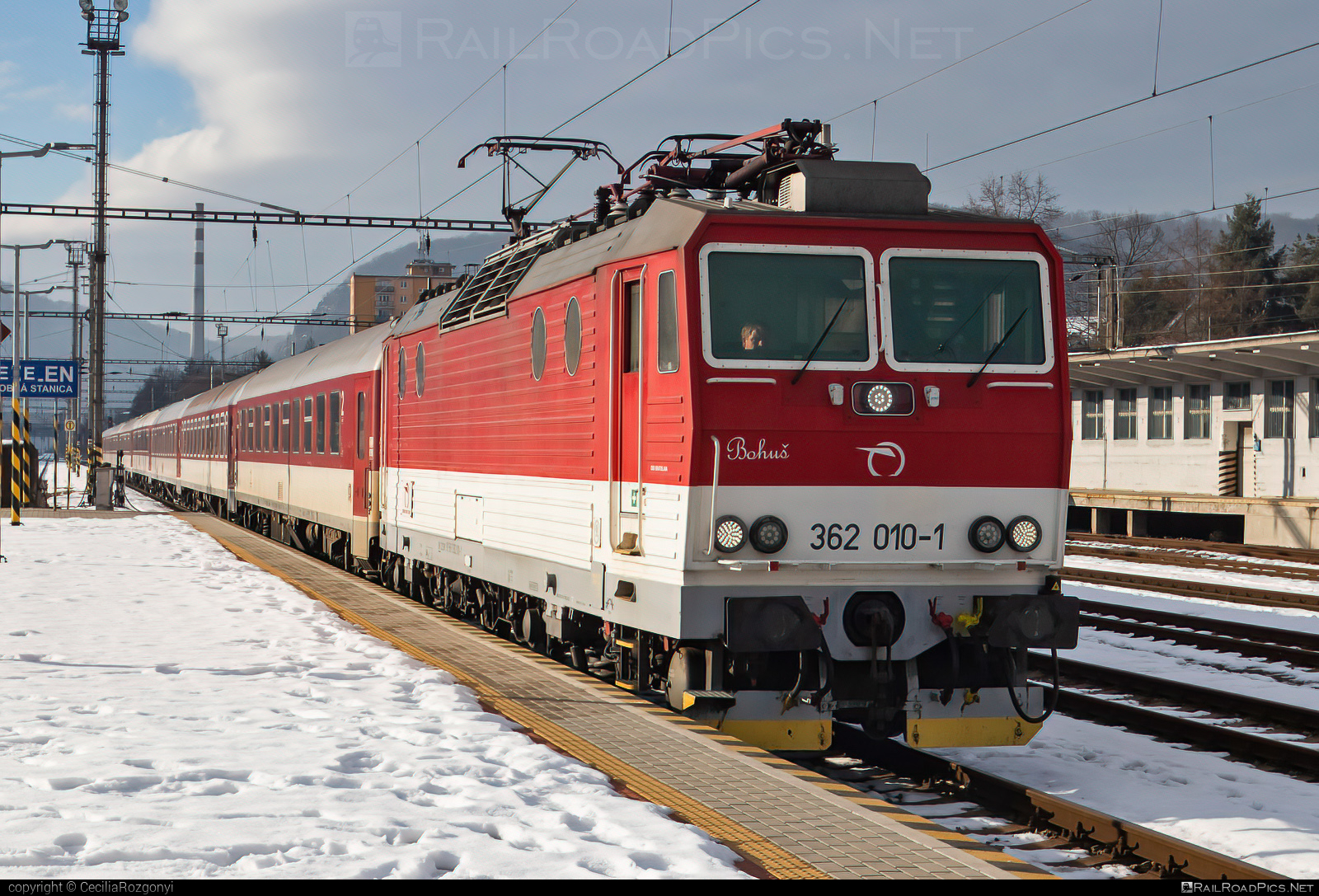 Škoda 69Er - 362 010-1 operated by Železničná Spoločnost' Slovensko, a.s. #ZeleznicnaSpolocnostSlovensko #eso #locomotive362 #rychleeso #skoda #skoda69er #zssk