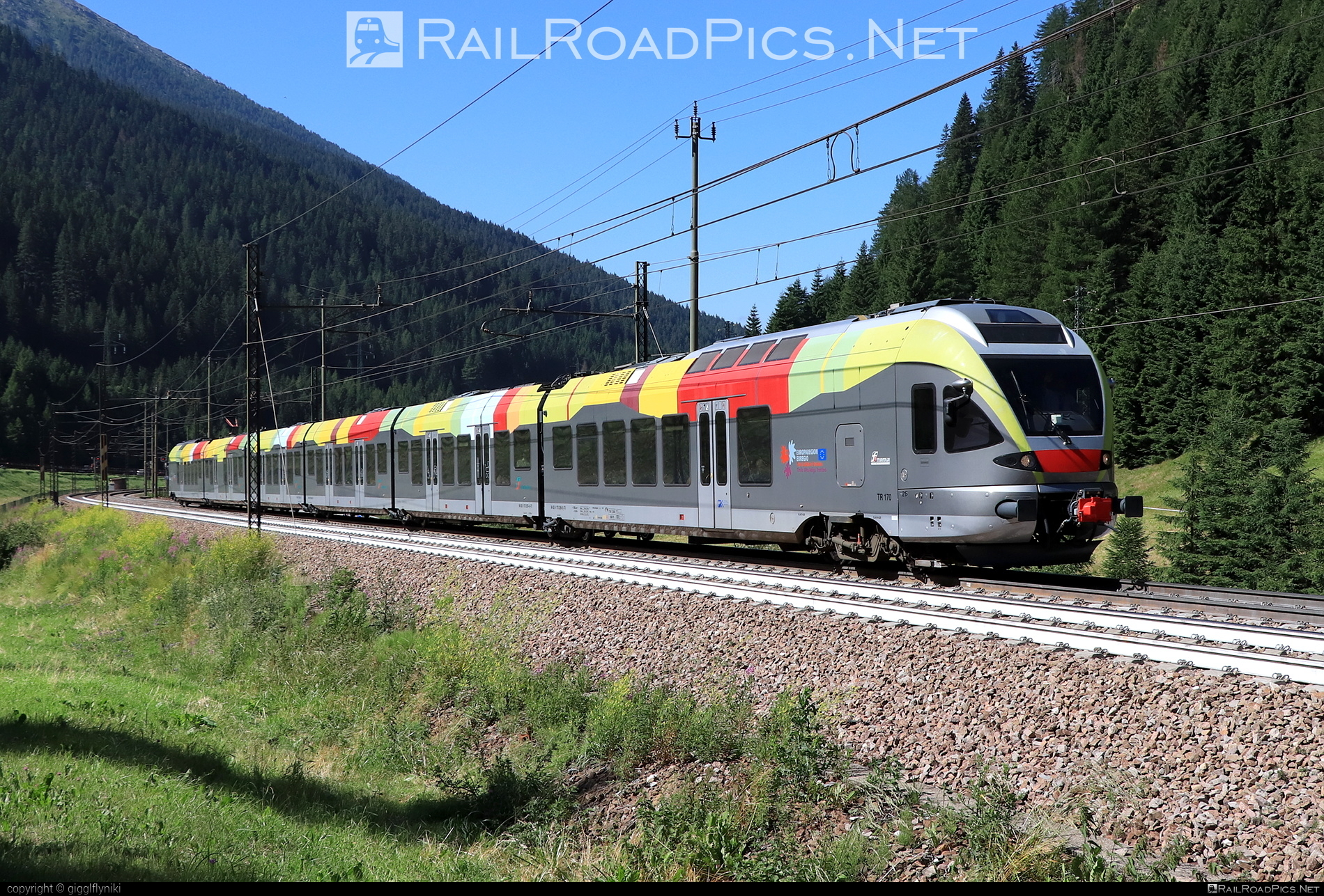 Stadler FLIRT - 170 215 operated by SAD S.p.A. #ferroviedellostato #fs #fsitaliane #sad #stadler #stadlerFlirt #stadlerrail #stadlerrailag #trenitalia #trenitaliaspa